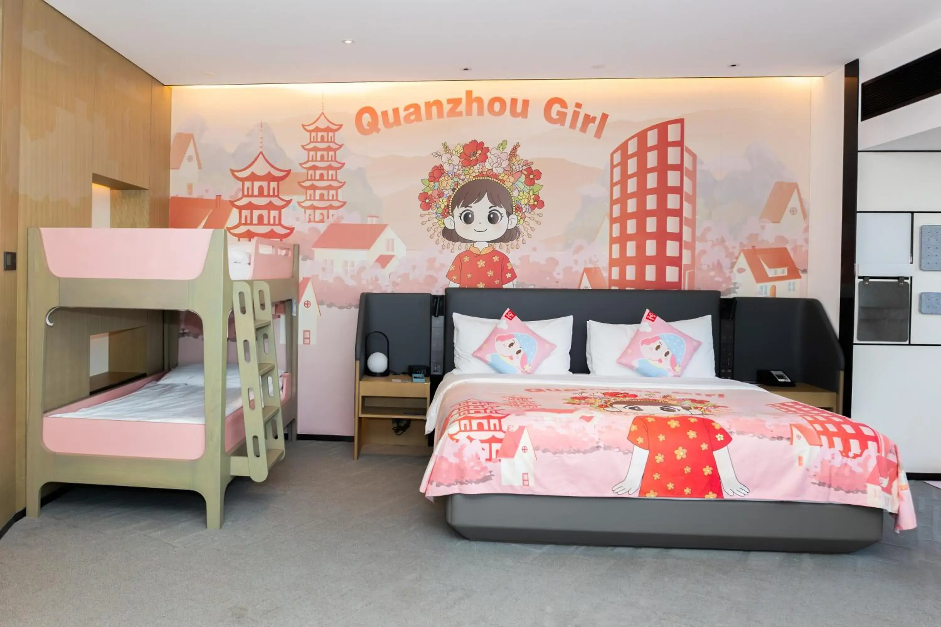 Junior Suite with One King Bed and One Bunk Bed - Kids Theme in Crowne Plaza Quanzhou Riverview by IHG Junior Suite with One King Bed and One Bunk Bed - Kids Theme in Crowne Plaza Quanzhou Riverview by IHG