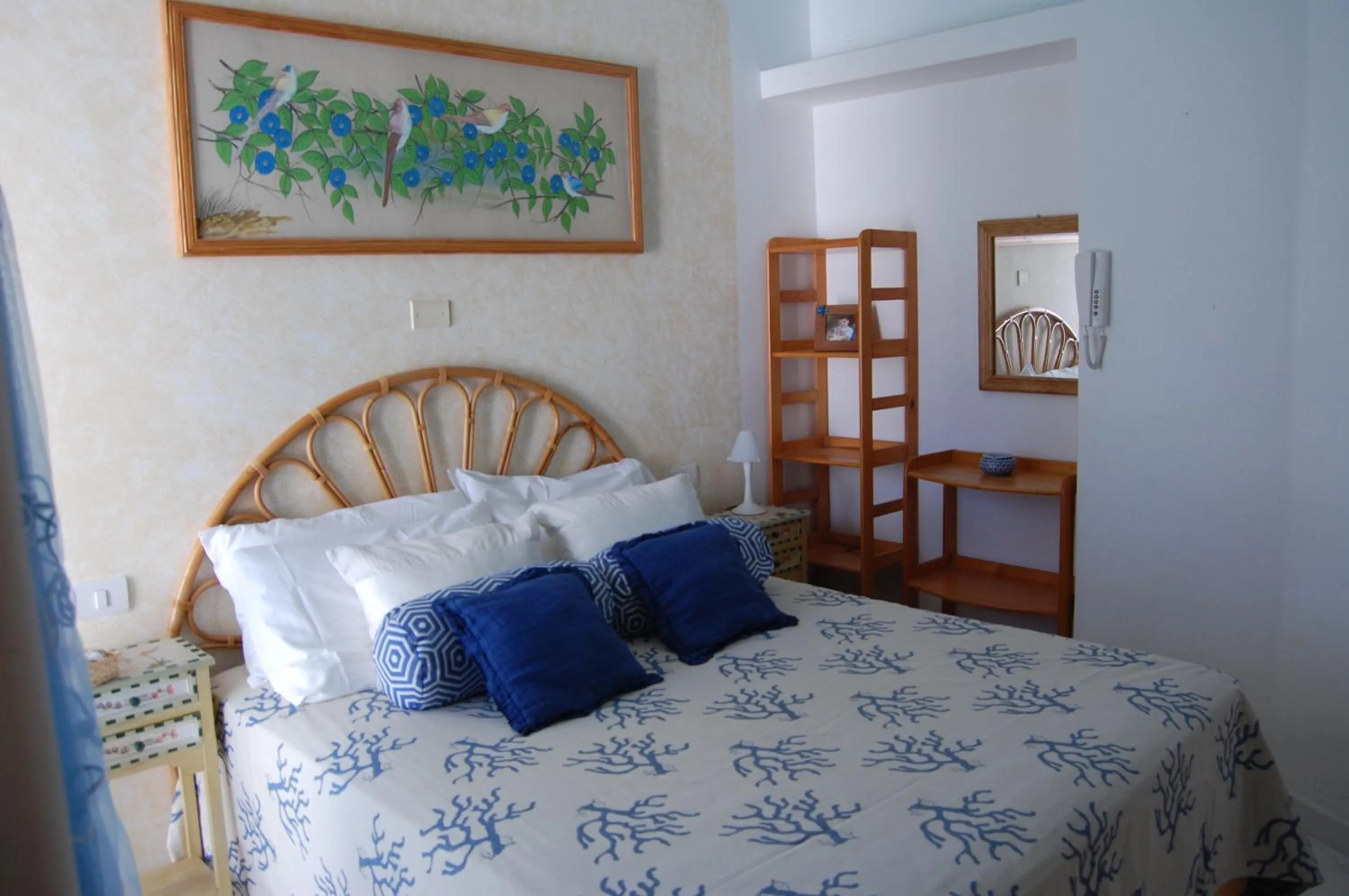 Photo of the whole room, Bed in Villaggio Residence Nettuno