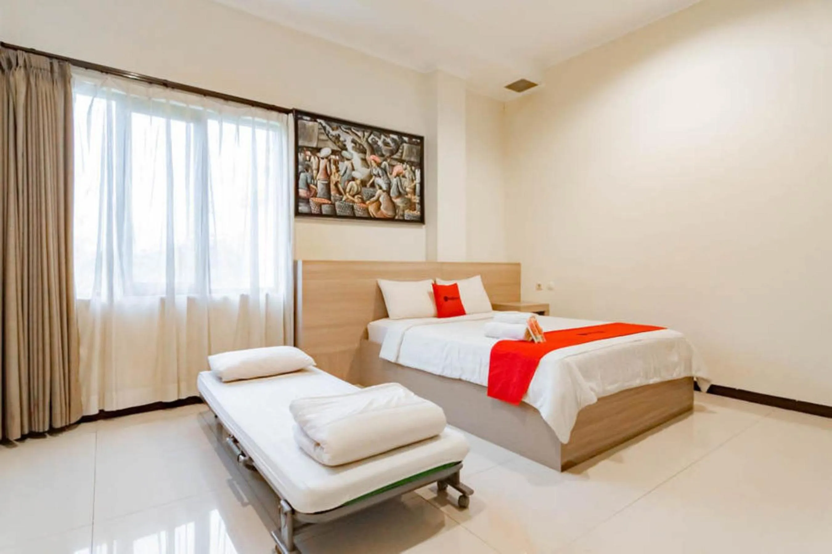 Bedroom, Bed in RedDoorz near Lembang Park &amp; Zoo 2