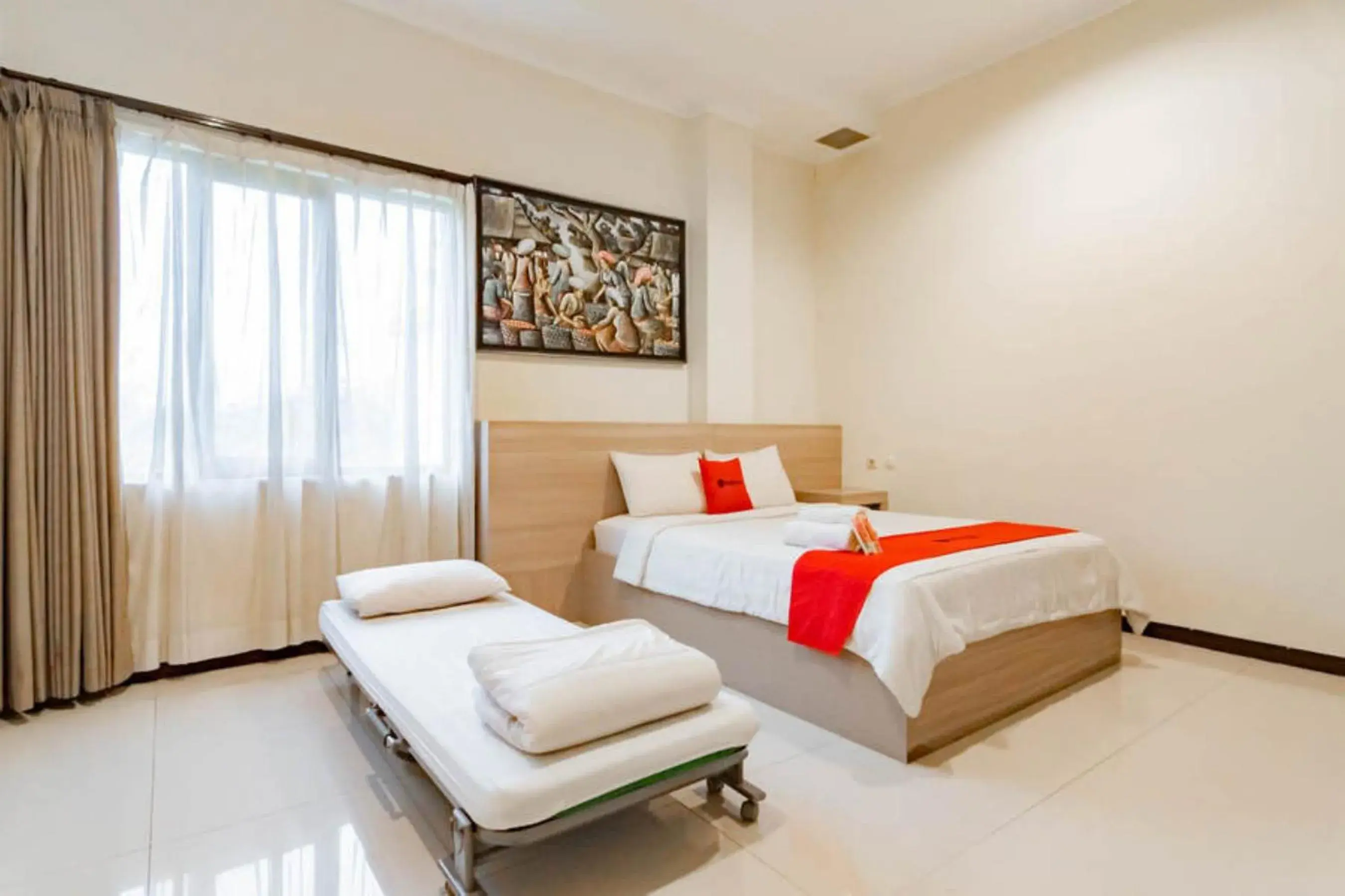 Bedroom, Bed in RedDoorz near Lembang Park & Zoo 2 Bedroom, Bed in RedDoorz near Lembang Park & Zoo 2