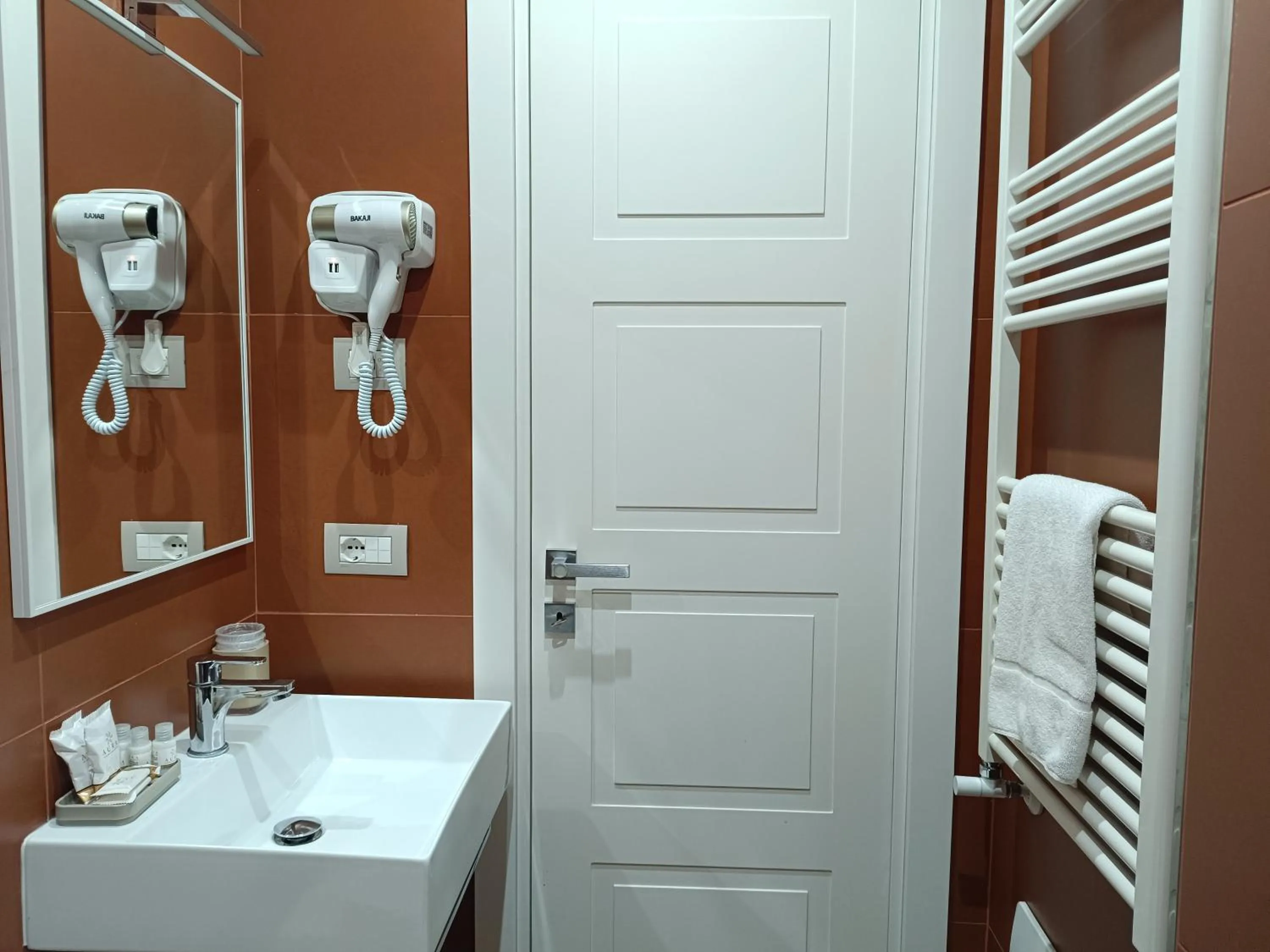 Bathroom in Schilizzi Hotel