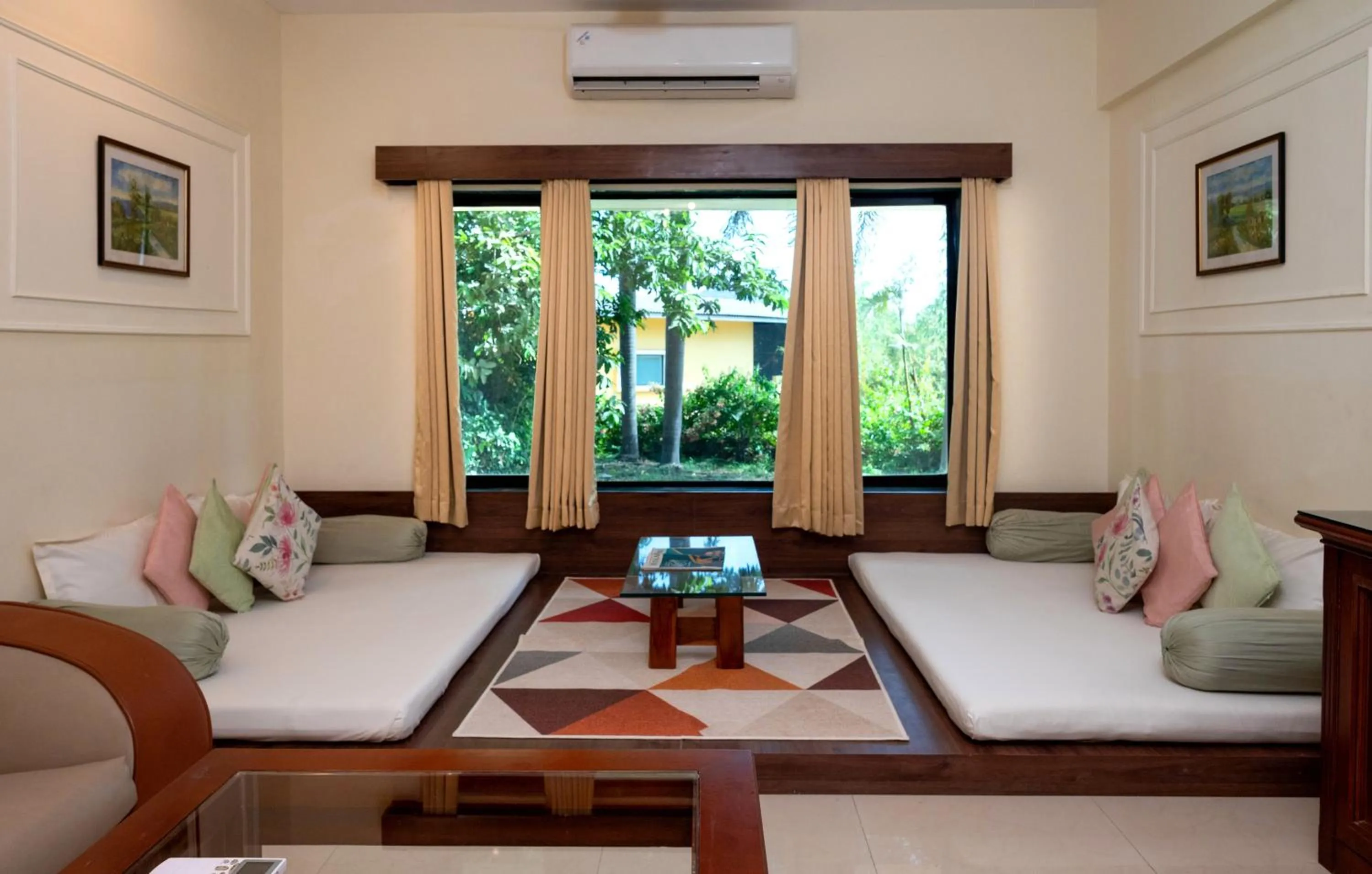Living room in Camel Valley Resort & Spa, Igatpuri