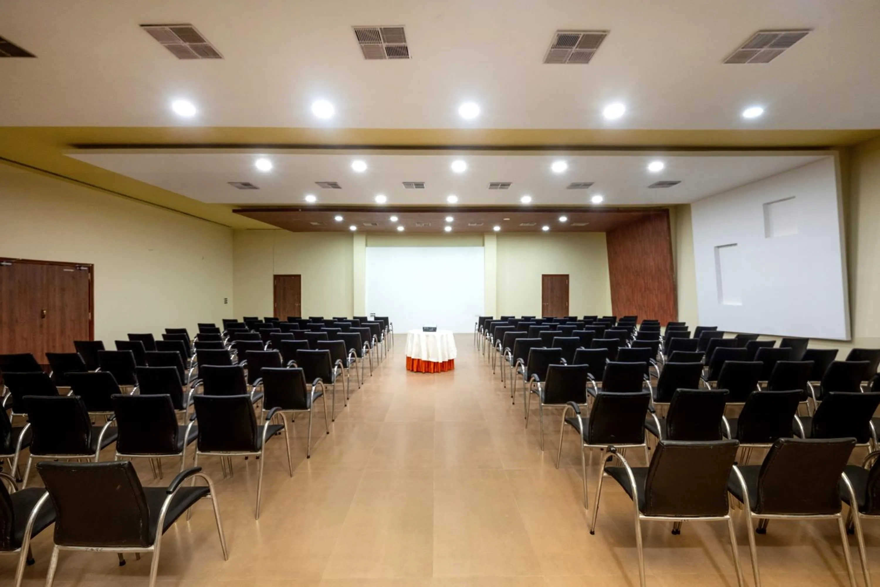 Banquet/Function facilities in Camel Valley Resort & Spa, Igatpuri