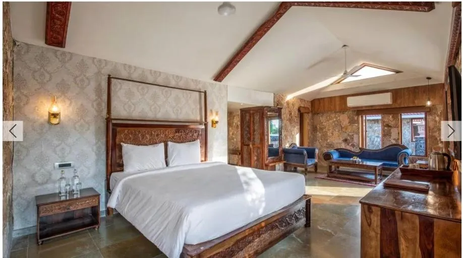 Bed in Vikrama Heritage Resort Pavagadh