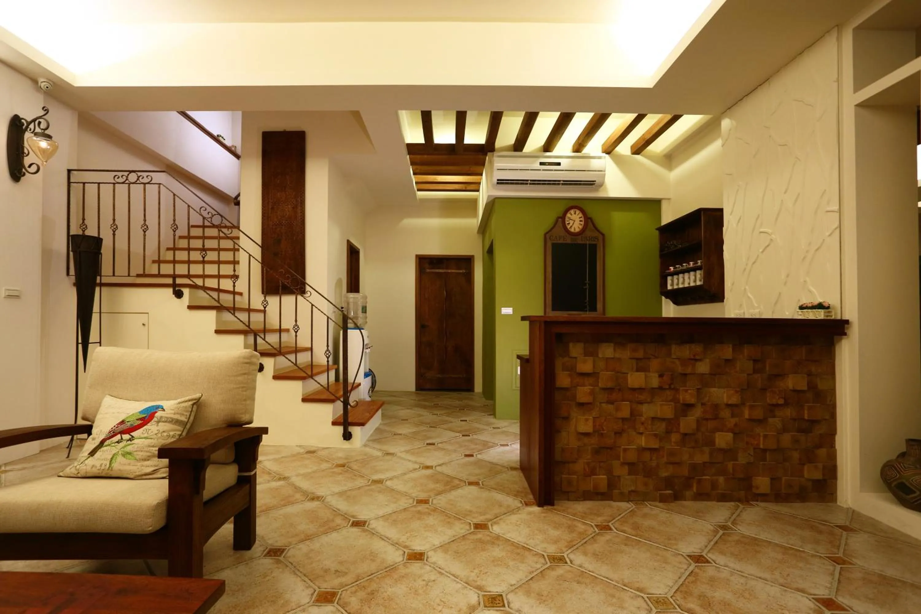 Lobby or reception in Pulamayama