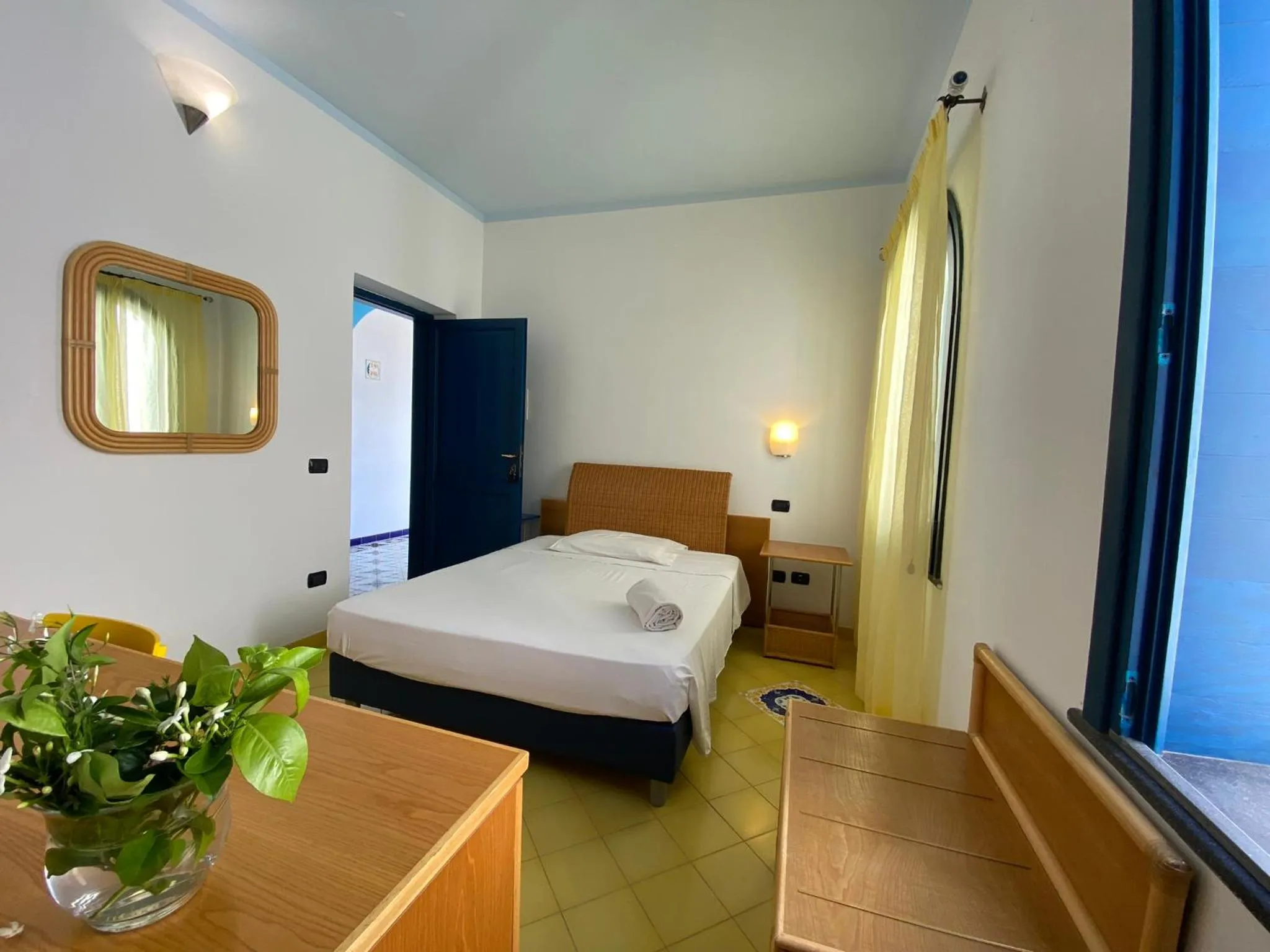 Bedroom, Bed in Hotel Aura