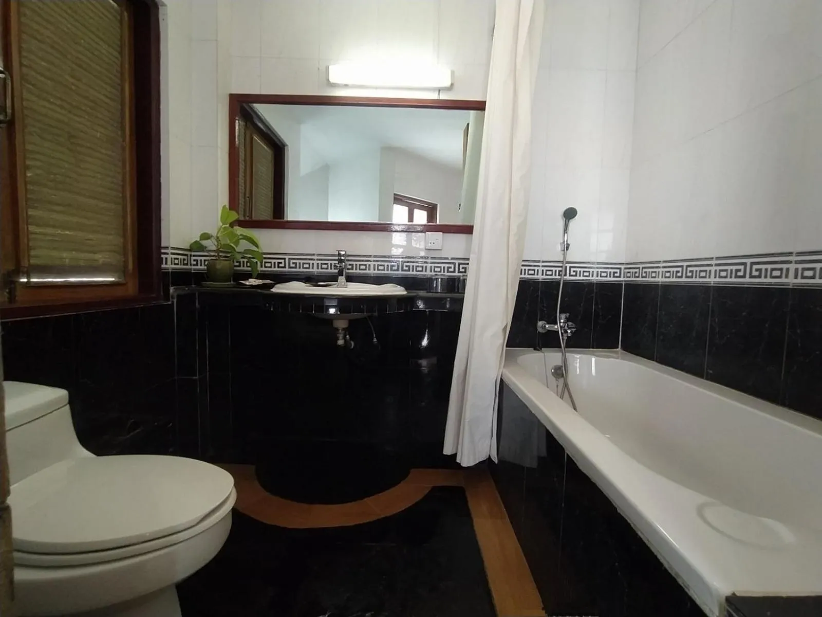 Bathroom in Emerald Sea Resort