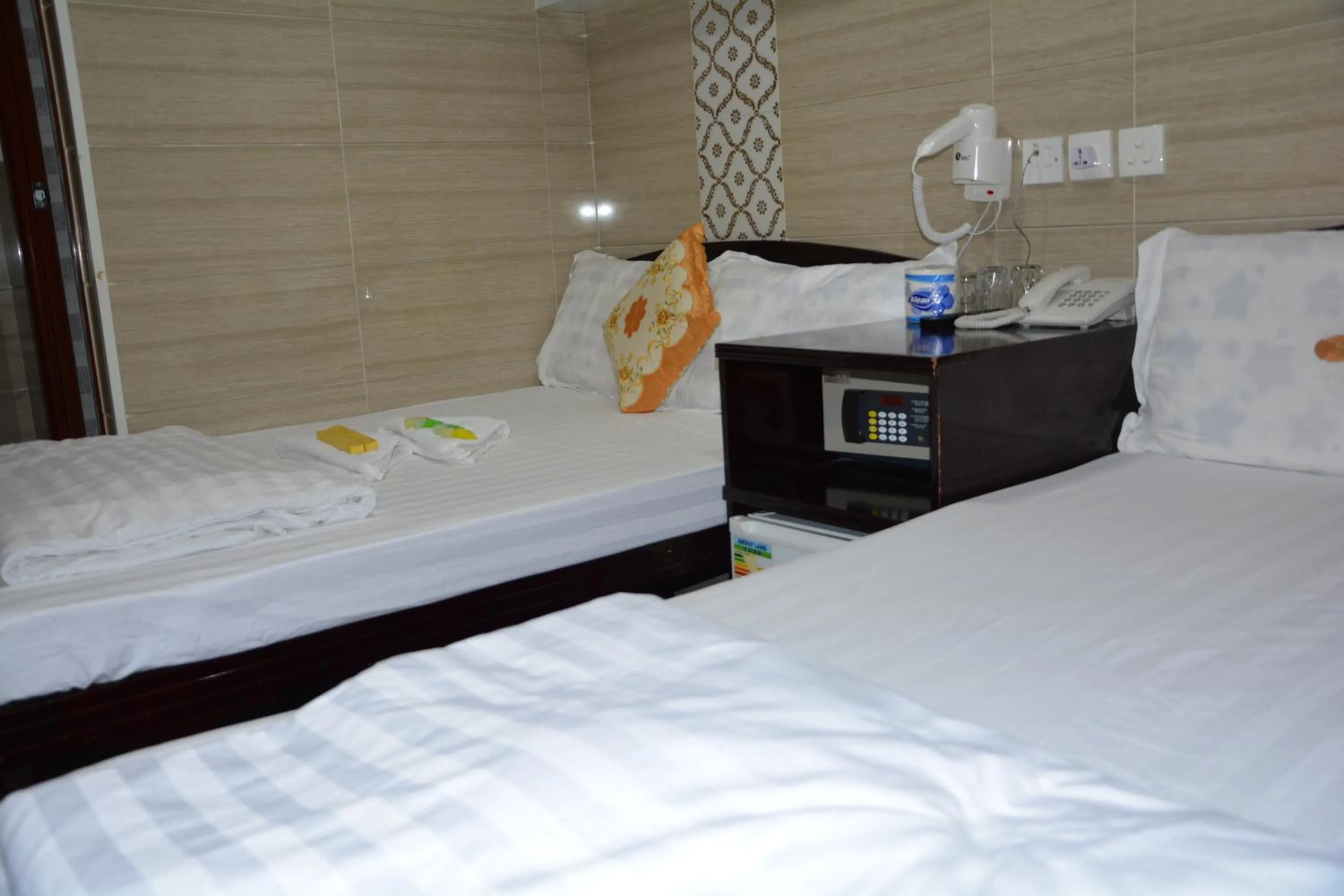 cot, Bed in Everest Guest House