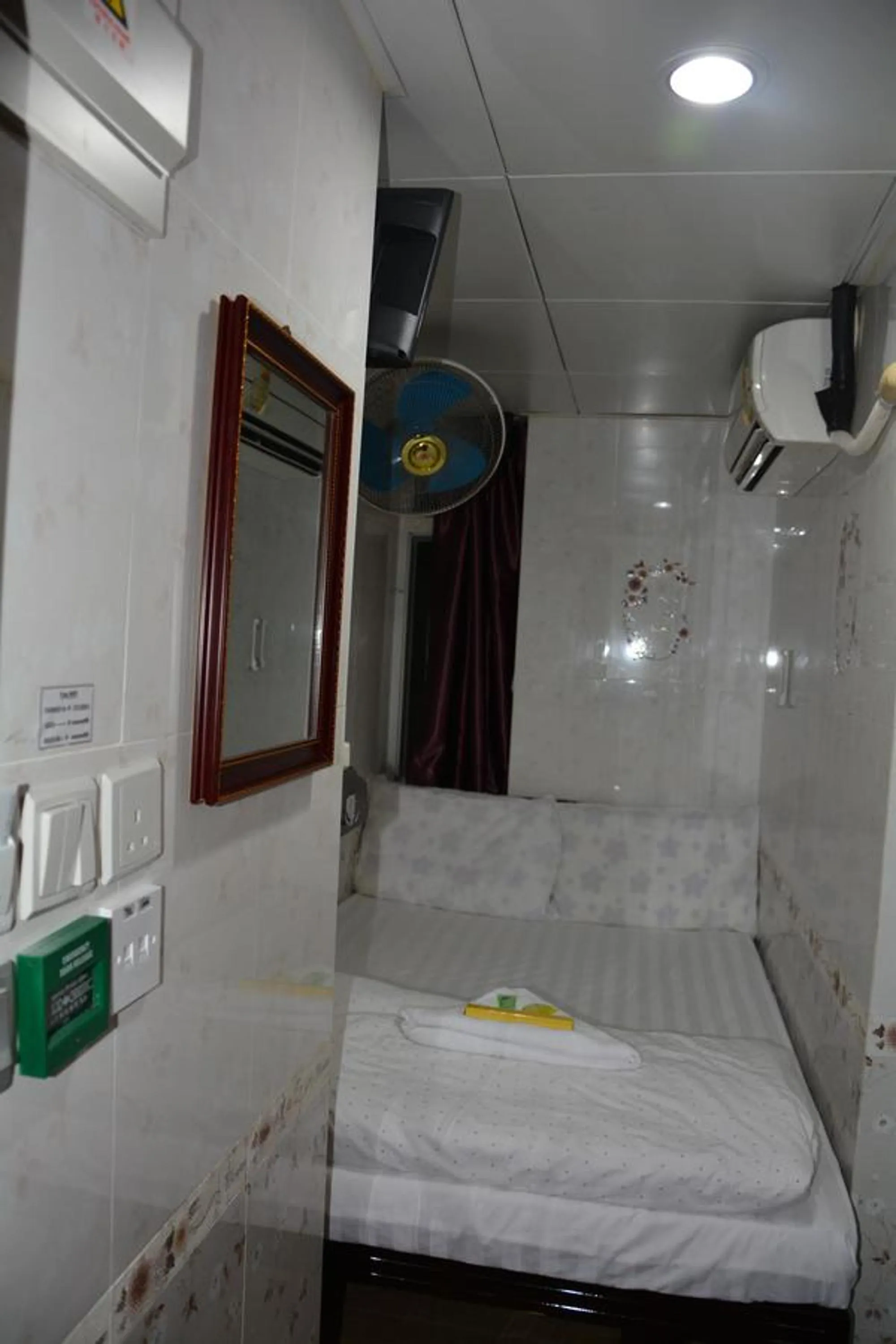 cot, Bed in Everest Guest House