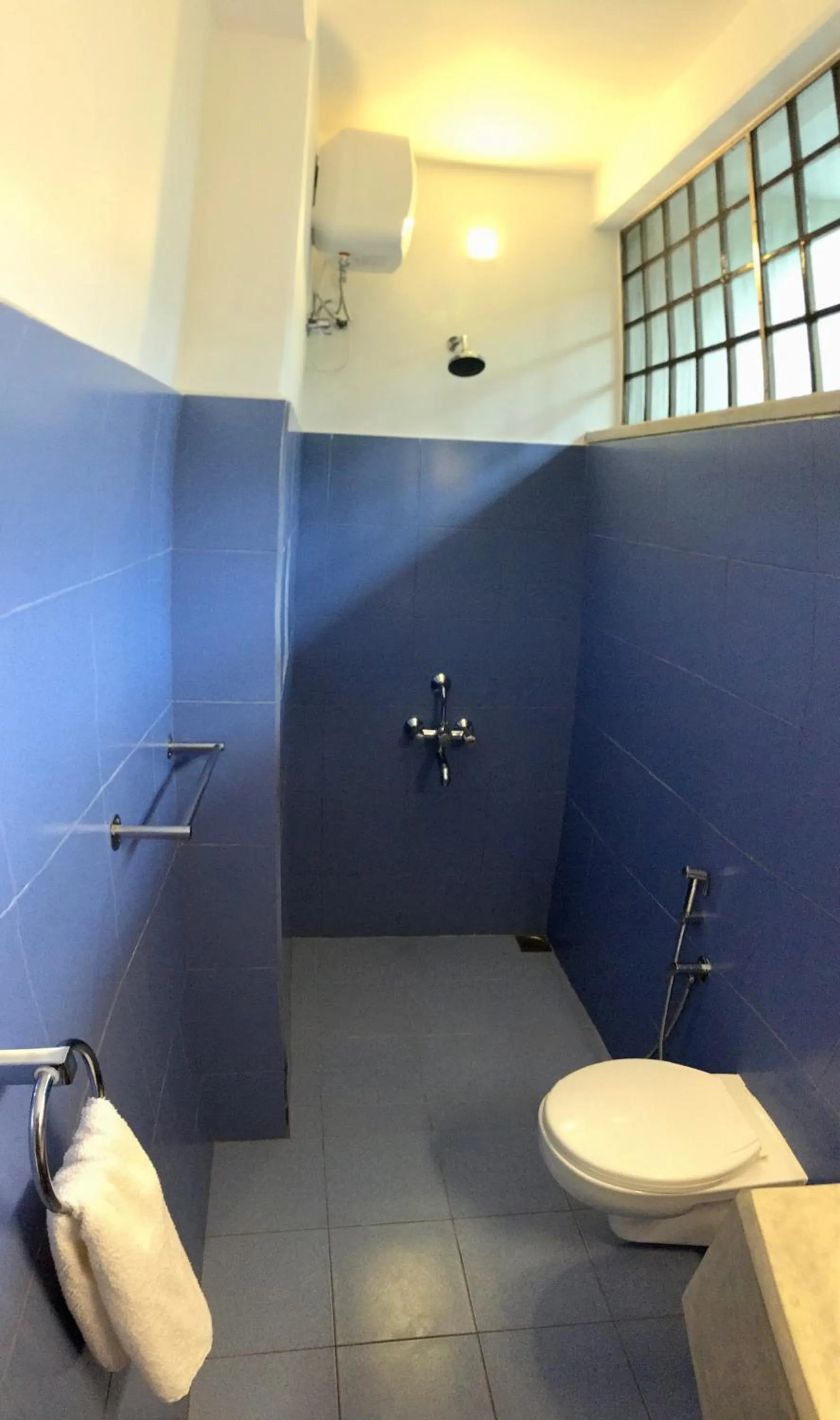 Shower in The Canopy Guest House