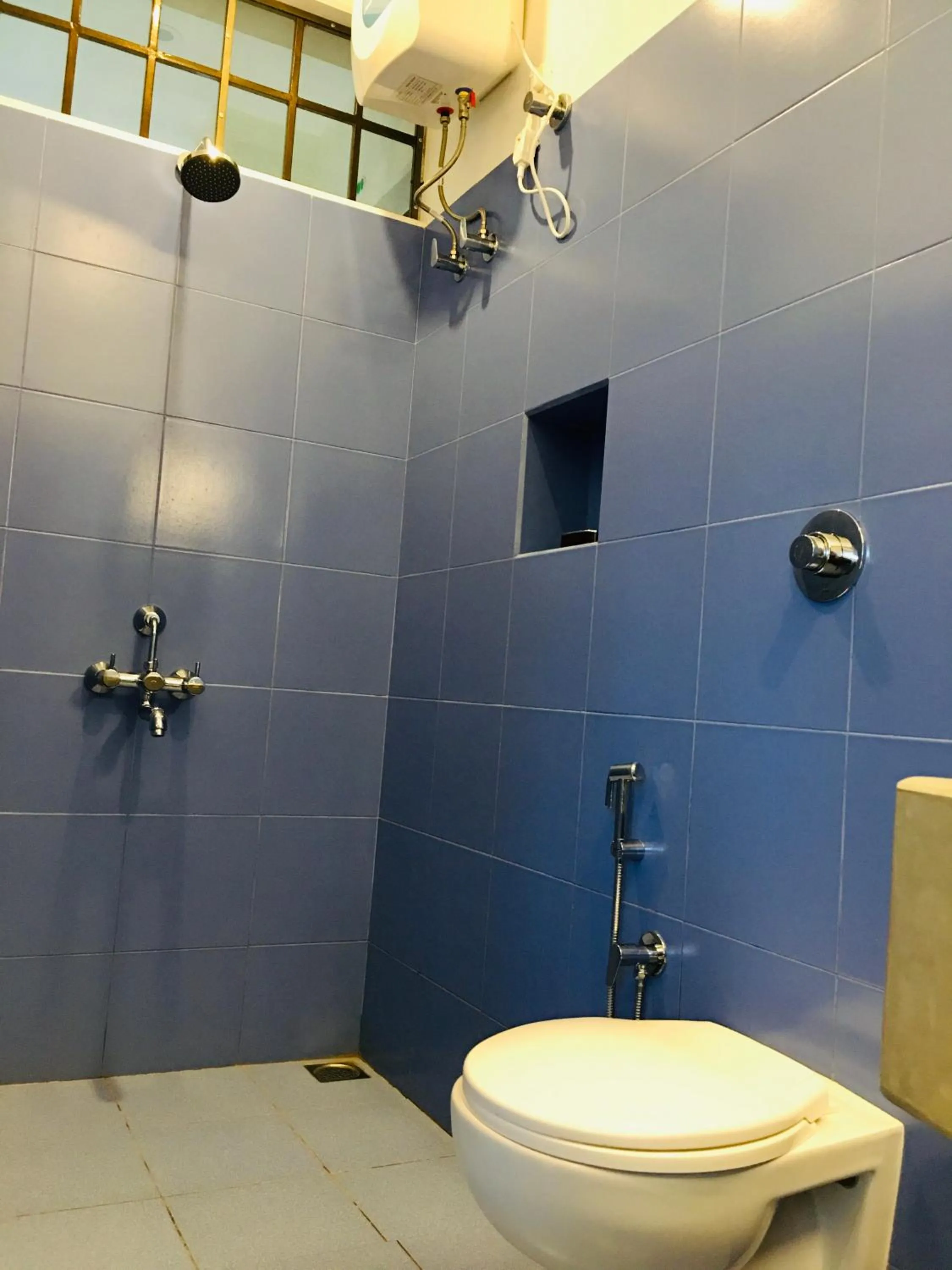 Shower in The Canopy Guest House