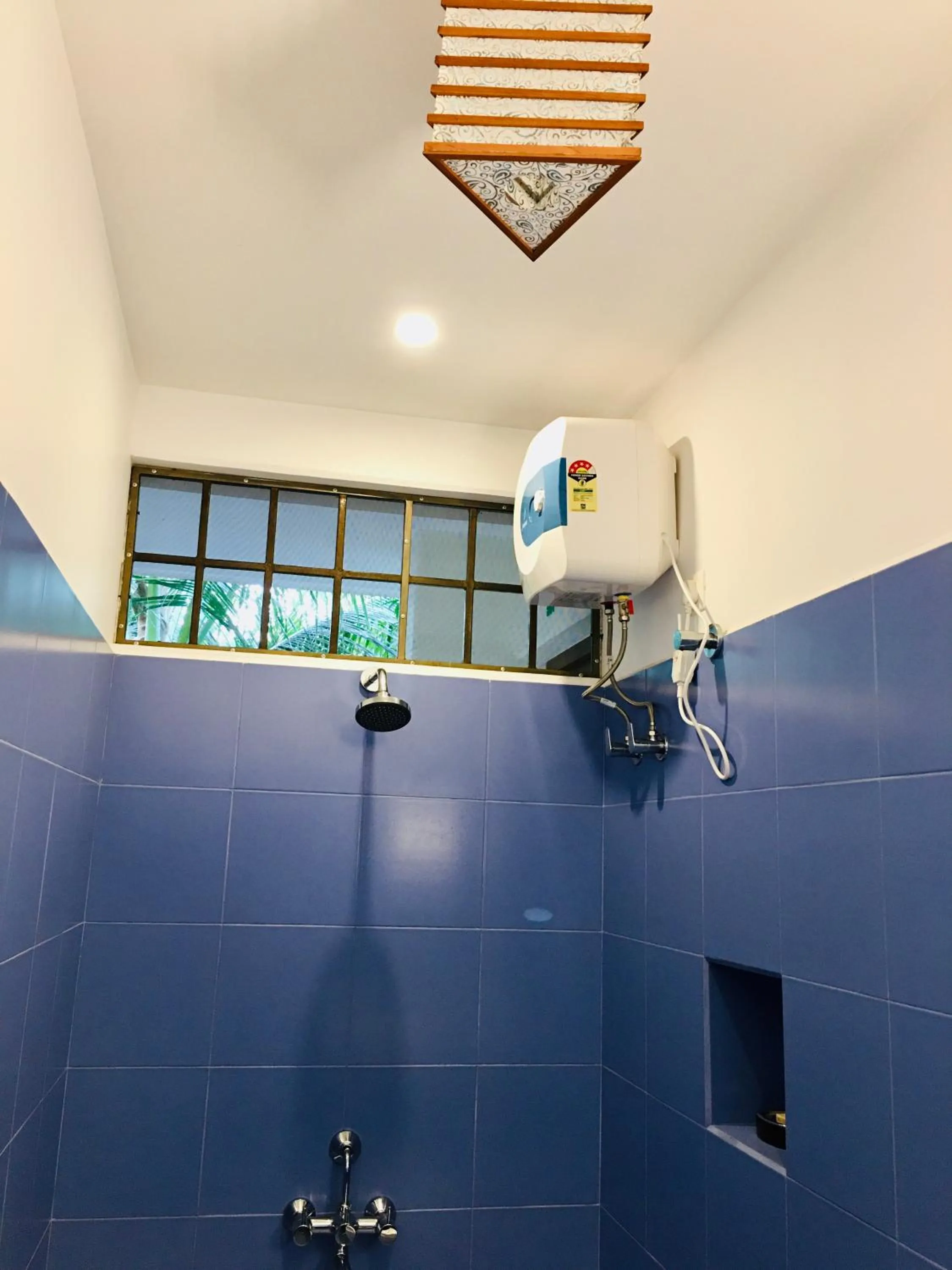Shower in The Canopy Guest House