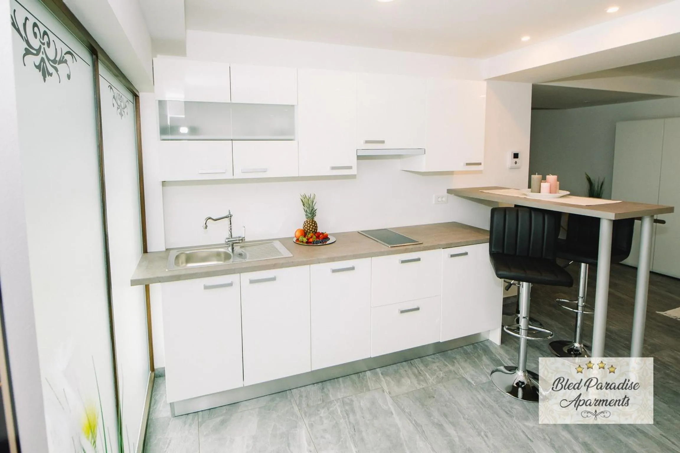 Kitchen or kitchenette in Wellness Paradise Apartment