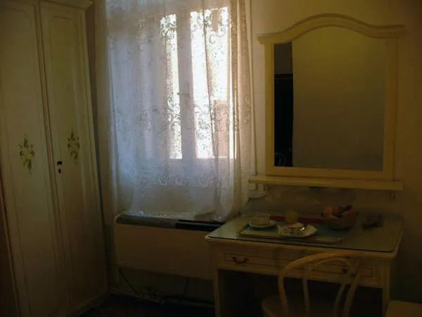 Decorative detail in Hotel Airone