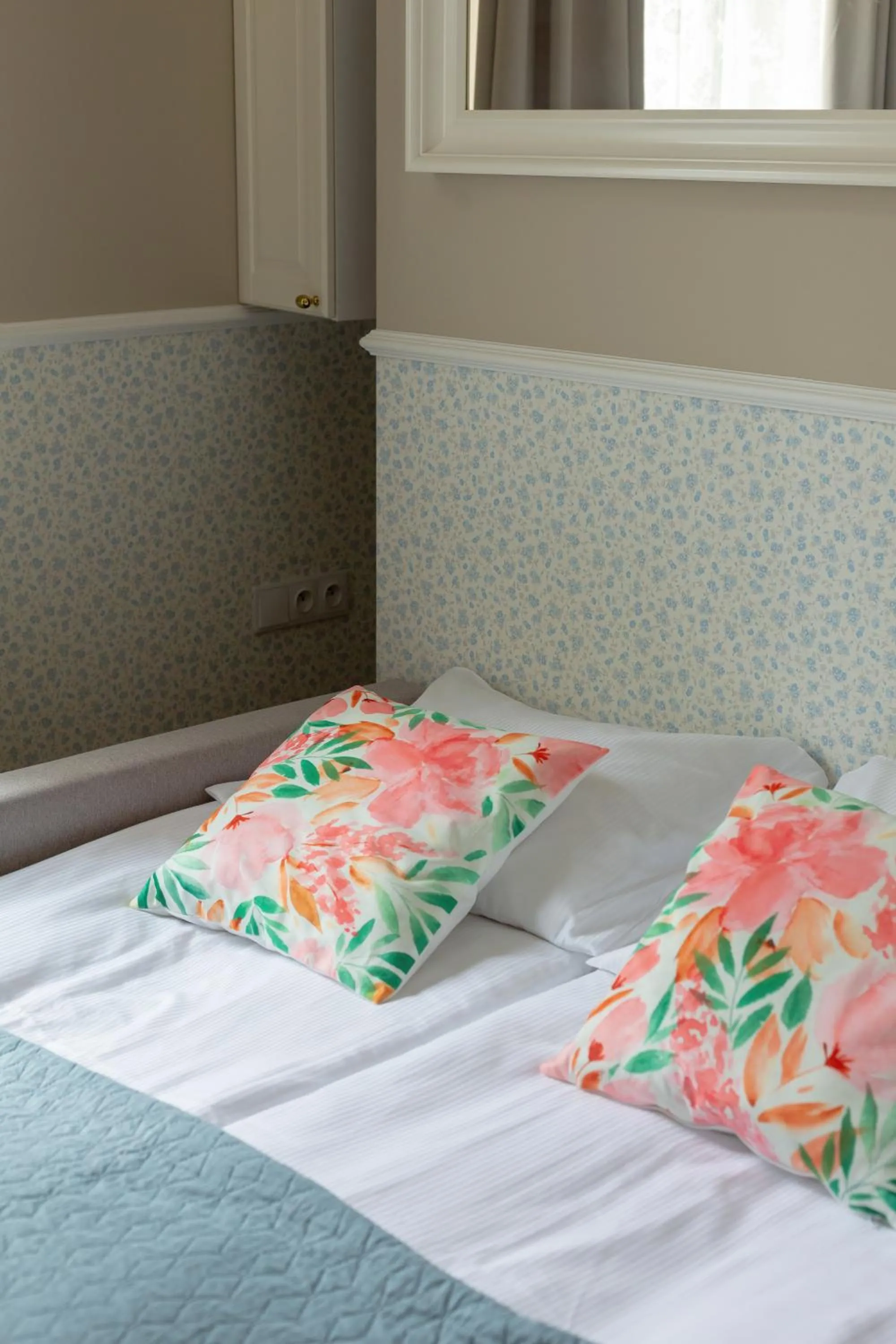 Bedroom, Bed in Apartament przy Placu Zamkowym by Noclegi Renters