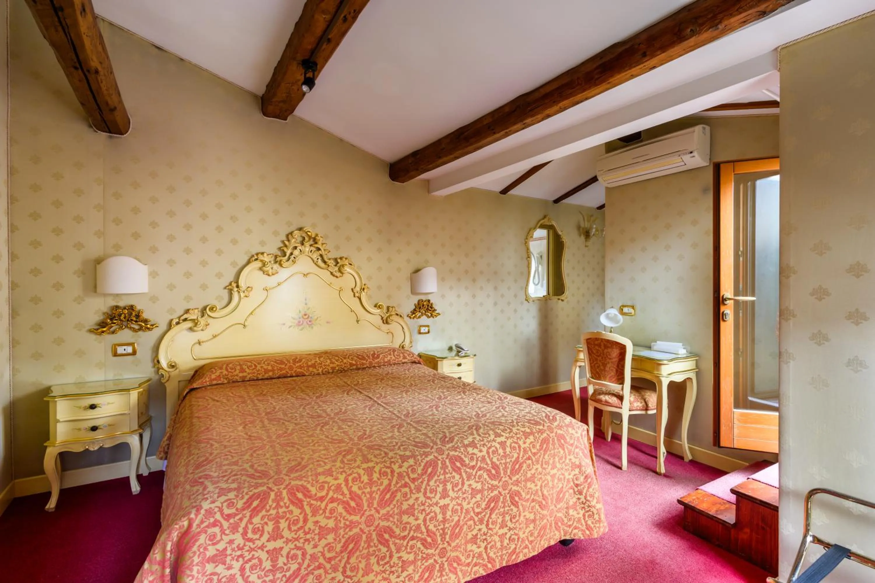 Bed in Locanda Al Leon