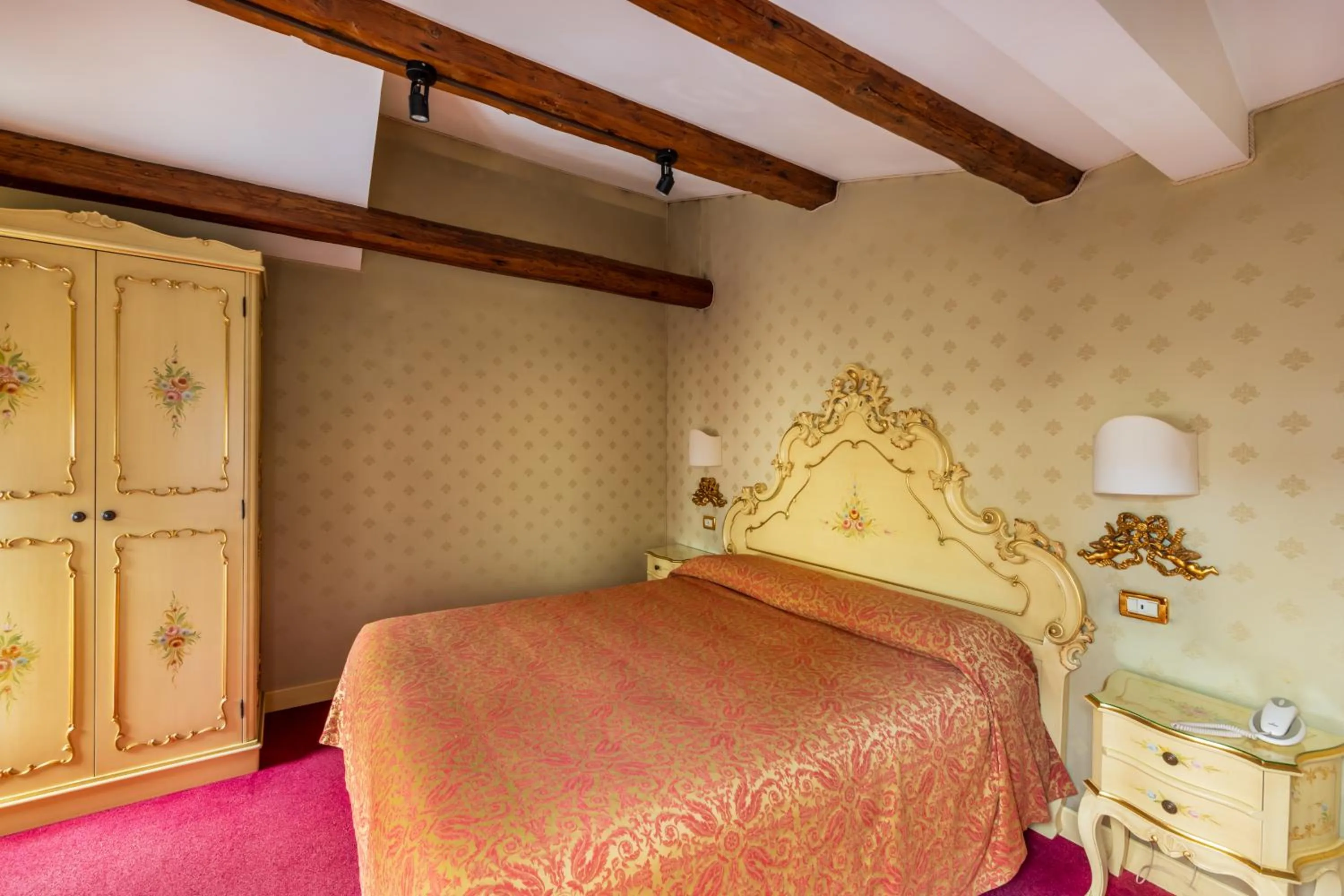 Bed in Locanda Al Leon