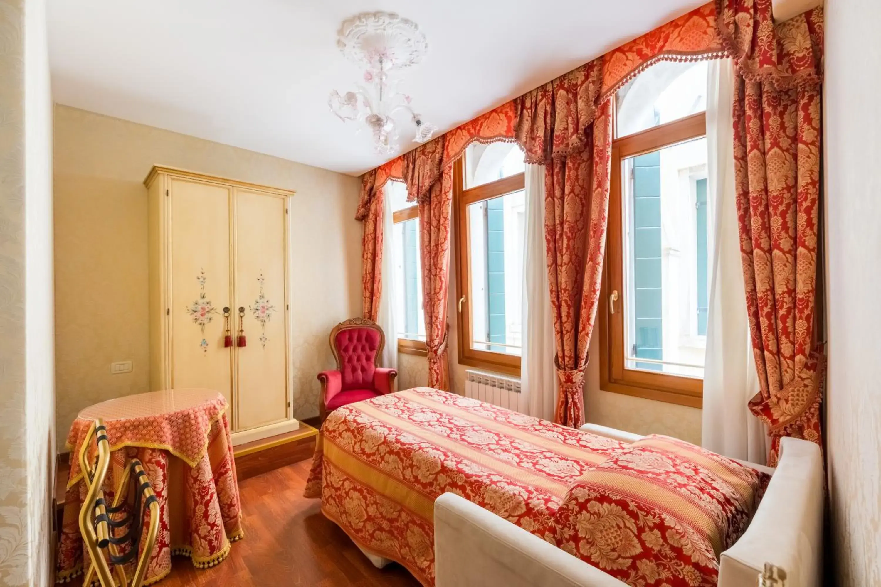 Bed in Locanda Al Leon Bed in Locanda Al Leon