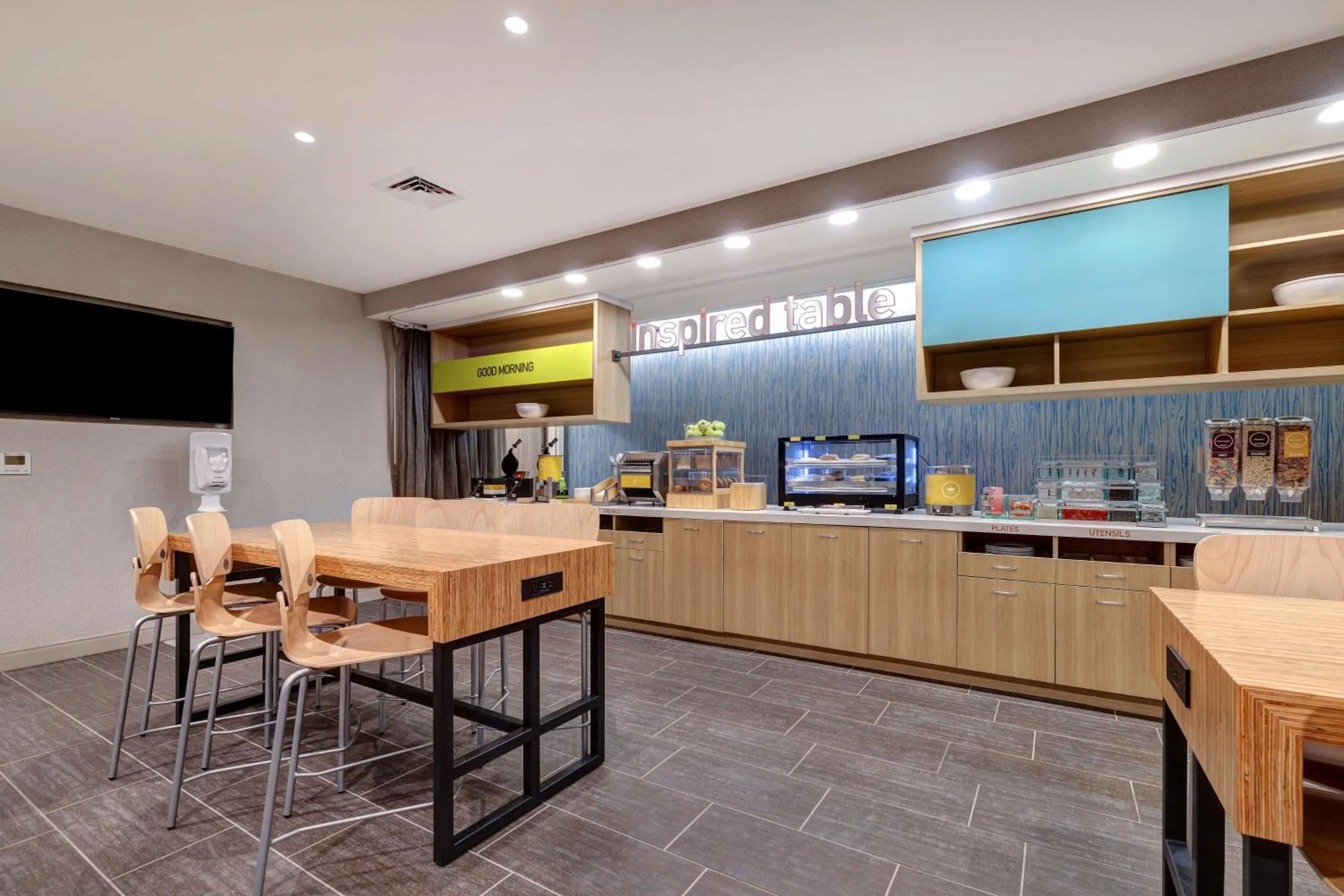 Breakfast in Home2 Suites By Hilton Wilkes-Barre