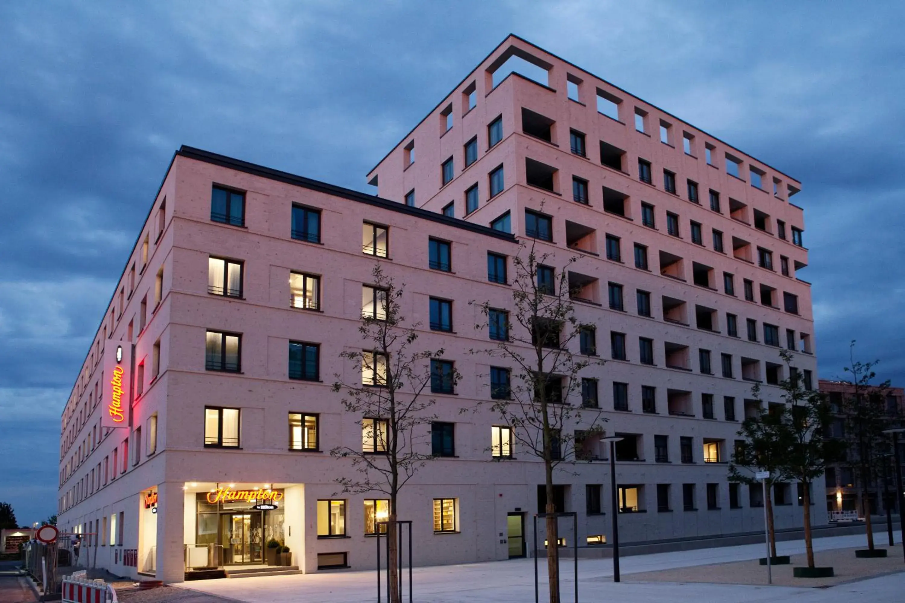 Property building in Hampton By Hilton Regensburg Property building in Hampton By Hilton Regensburg