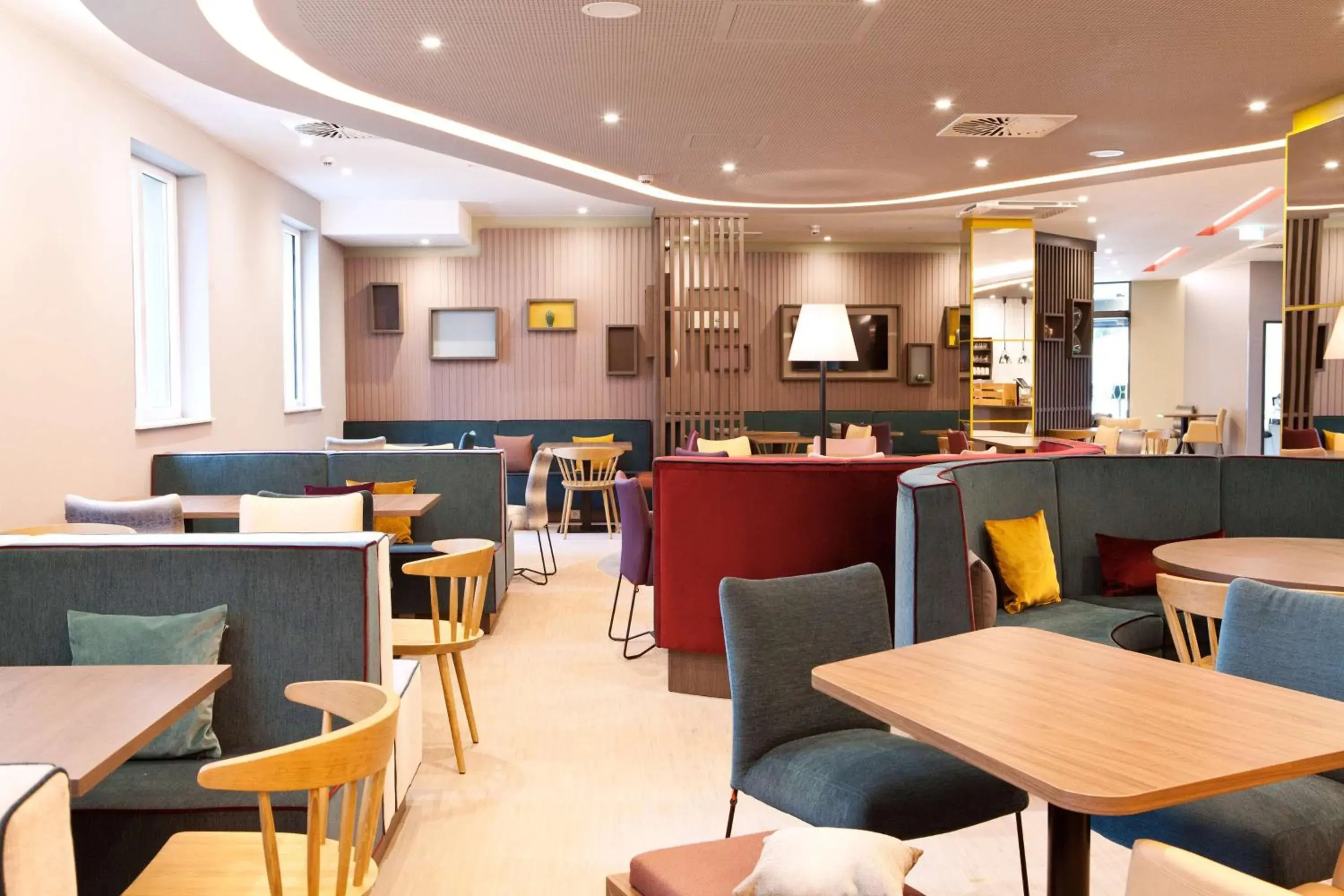 Restaurant/places to eat in Hampton By Hilton Regensburg Restaurant/places to eat in Hampton By Hilton Regensburg