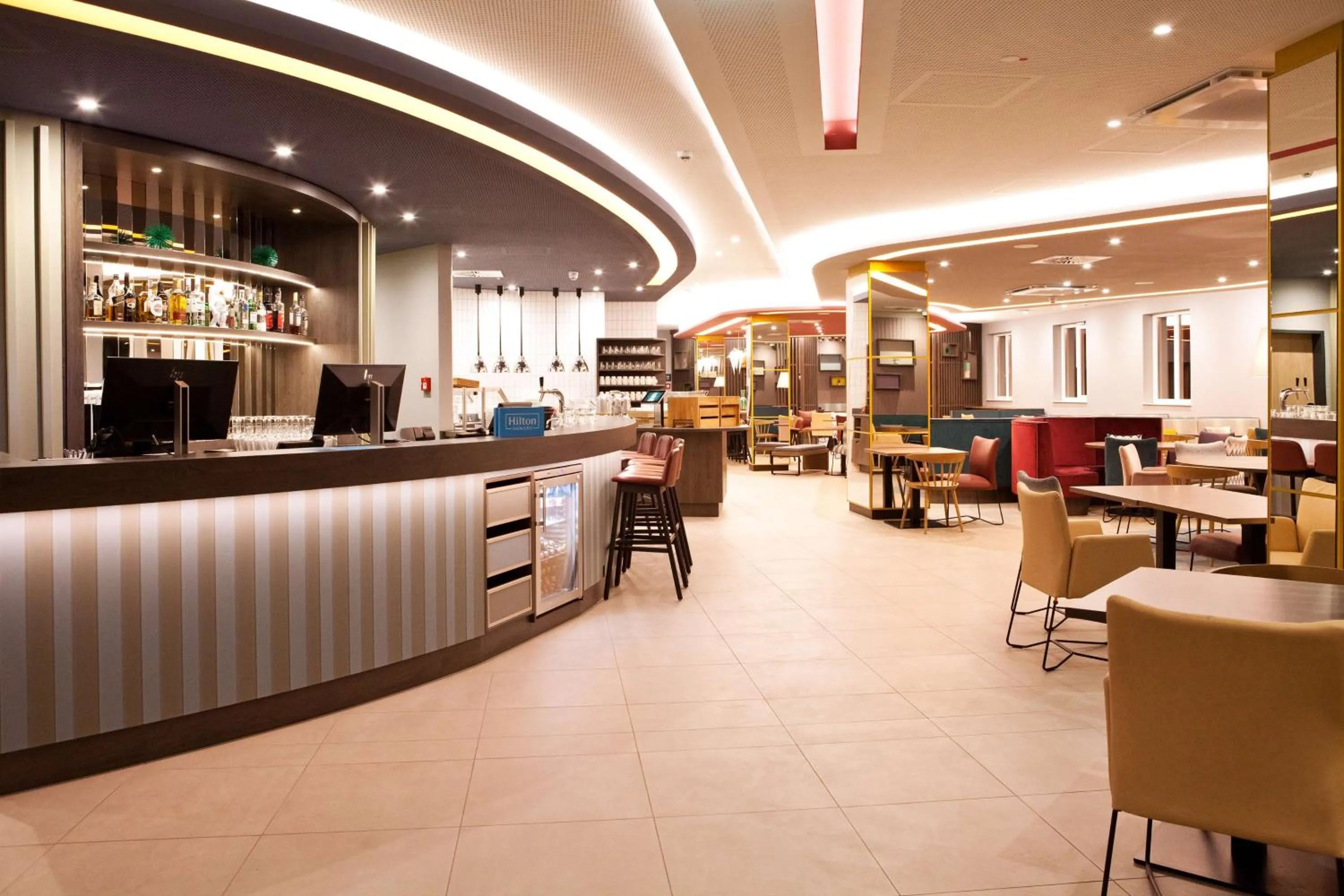 Lobby or reception in Hampton By Hilton Regensburg