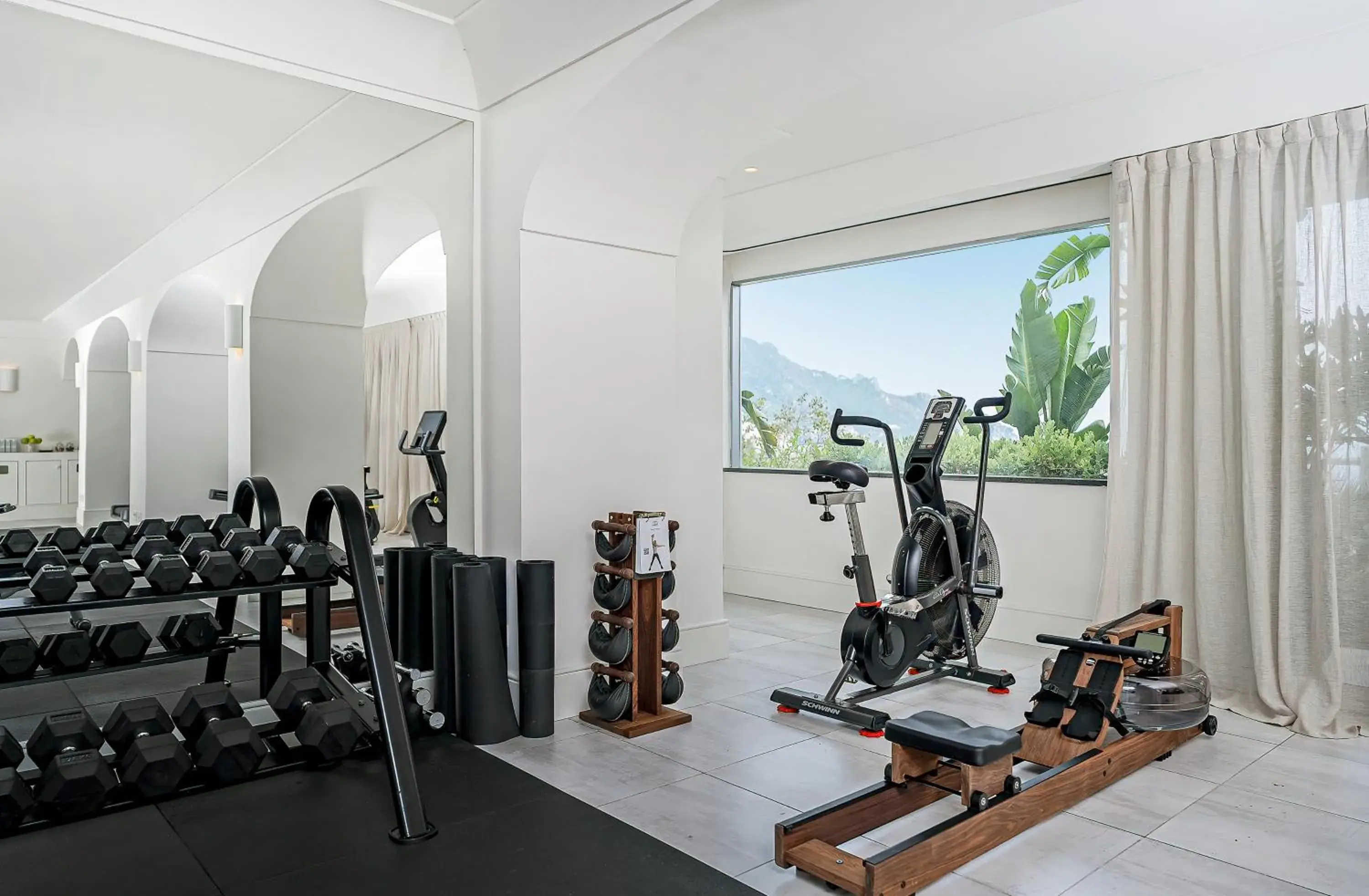 Fitness centre/facilities in Hotel Miramalfi Fitness centre/facilities in Hotel Miramalfi