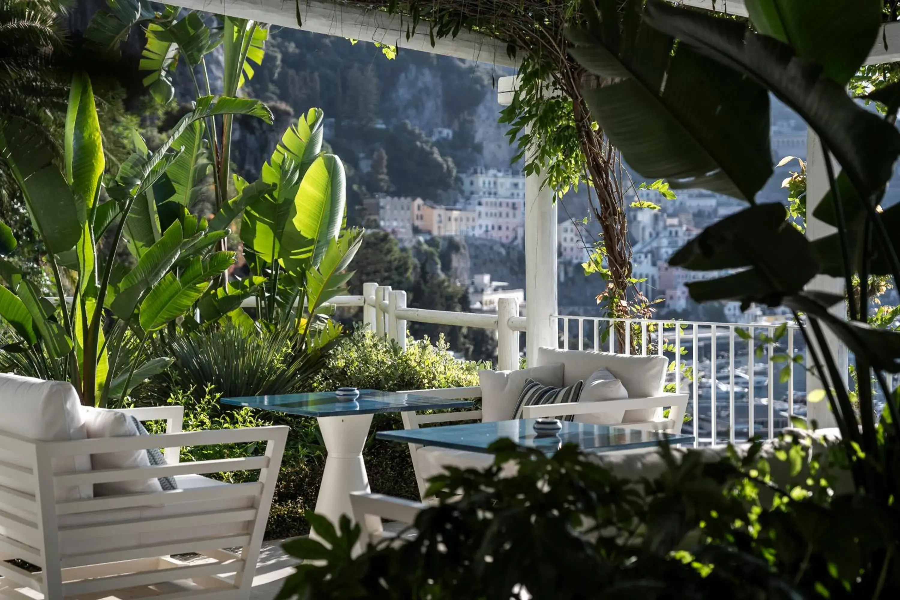 Restaurant/places to eat in Hotel Miramalfi Restaurant/places to eat in Hotel Miramalfi