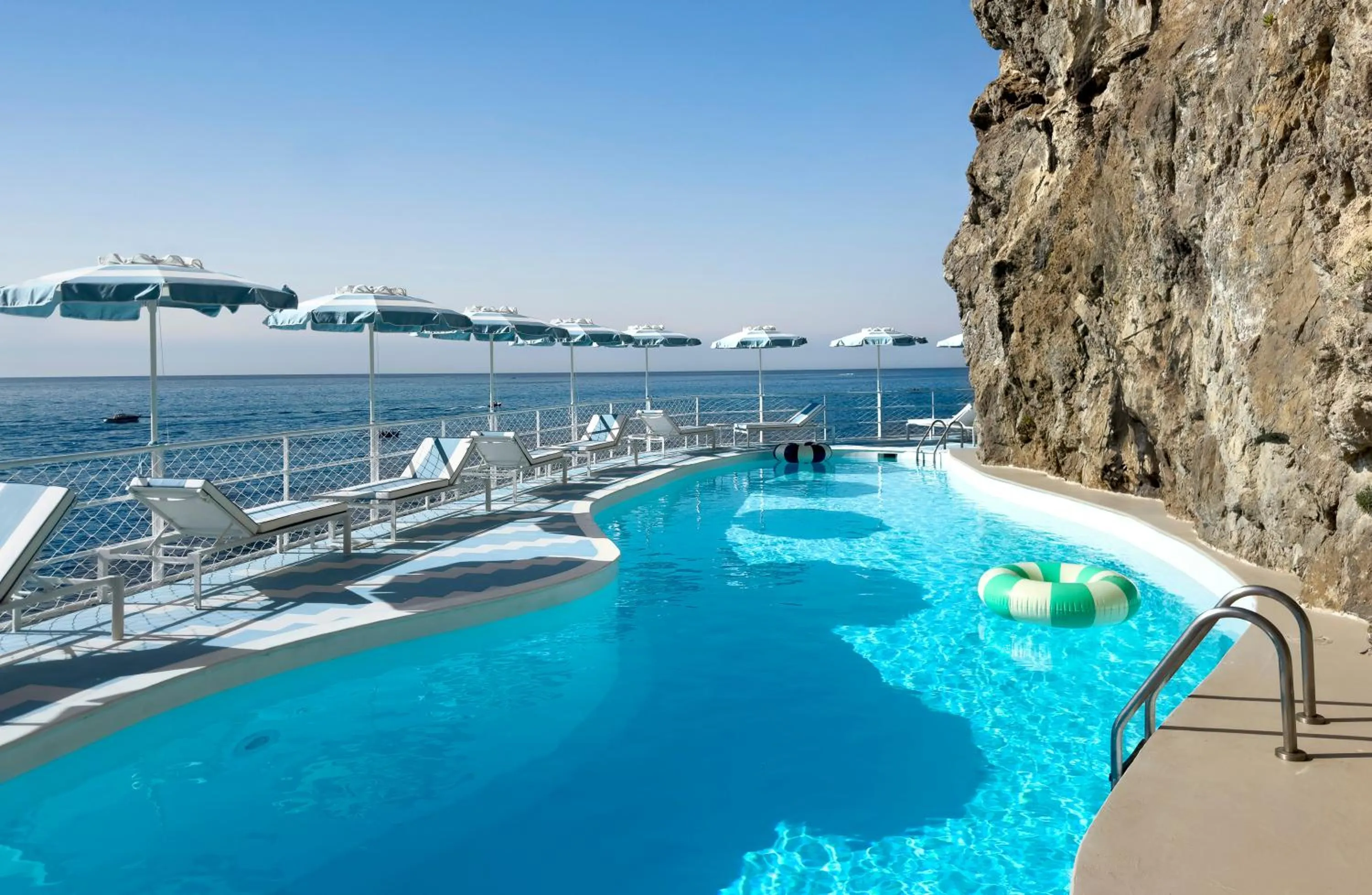 Swimming pool in Hotel Miramalfi