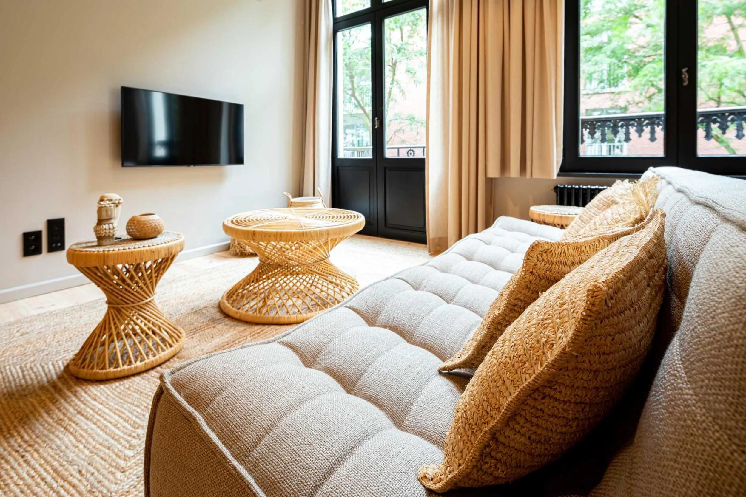 TV and multimedia in BTFL Living, Luxury Residences Antwerp, Zirkstraat