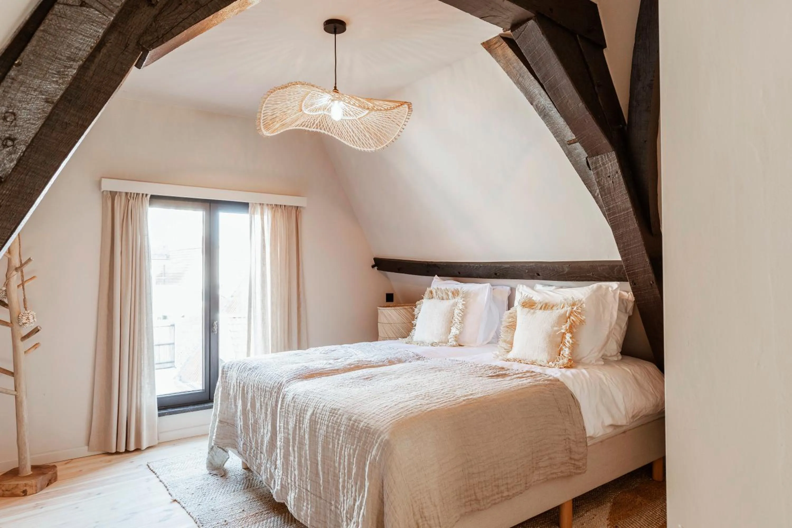 Bedroom, Bed in BTFL Living, Luxury Residences Antwerp, Zirkstraat