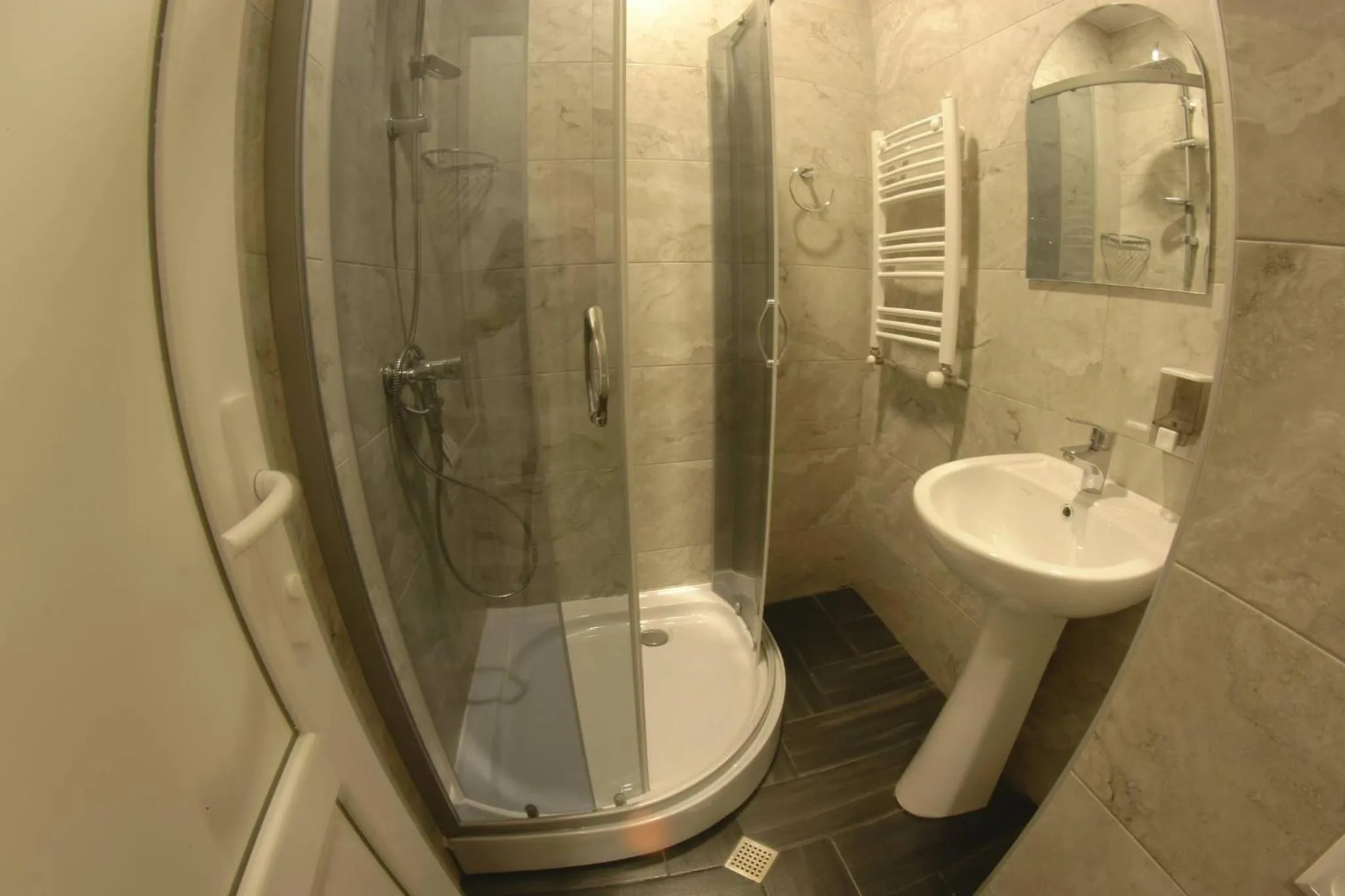 Bathroom in Hostel Nomad