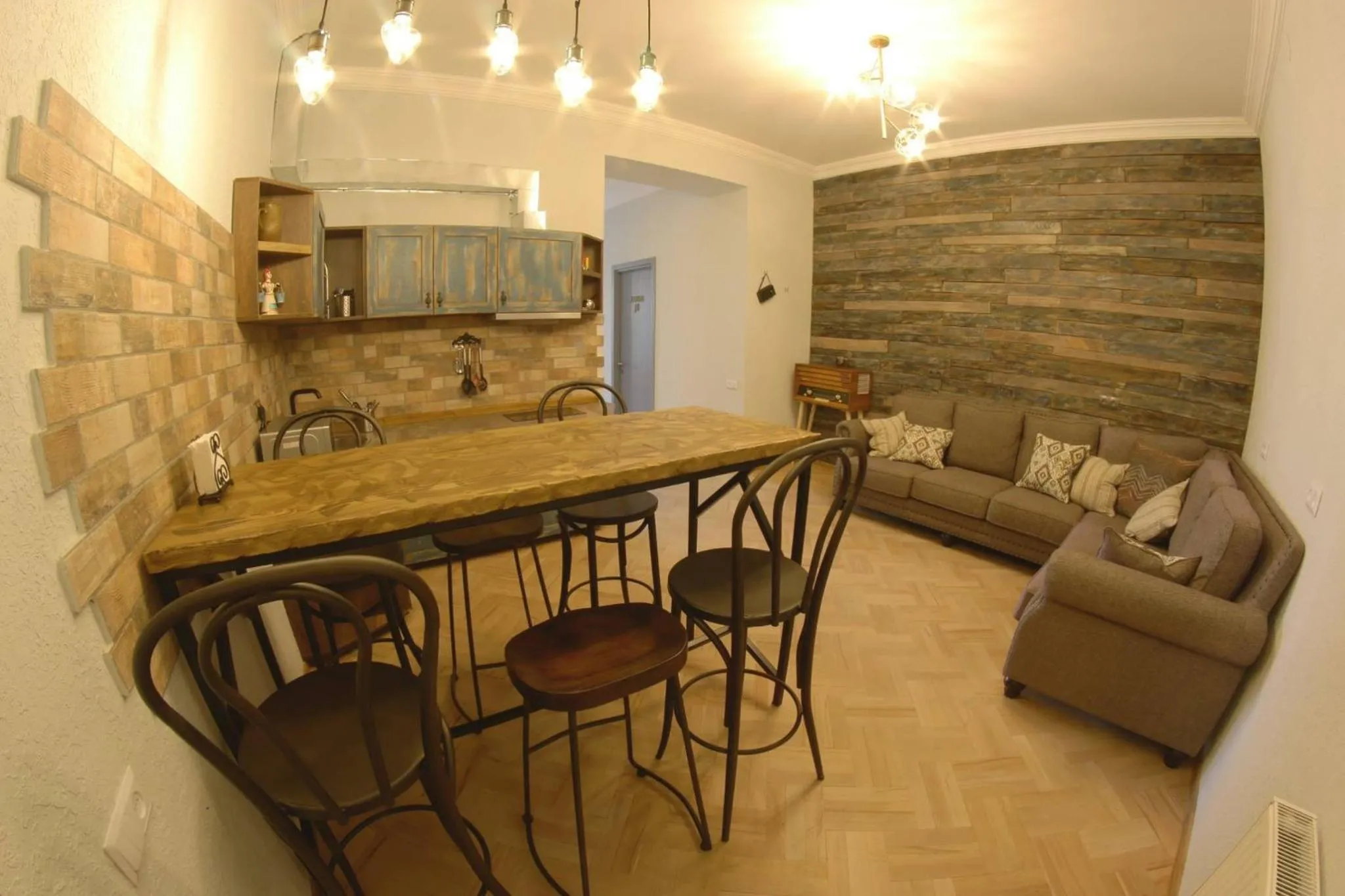 Kitchen or kitchenette in Hostel Nomad