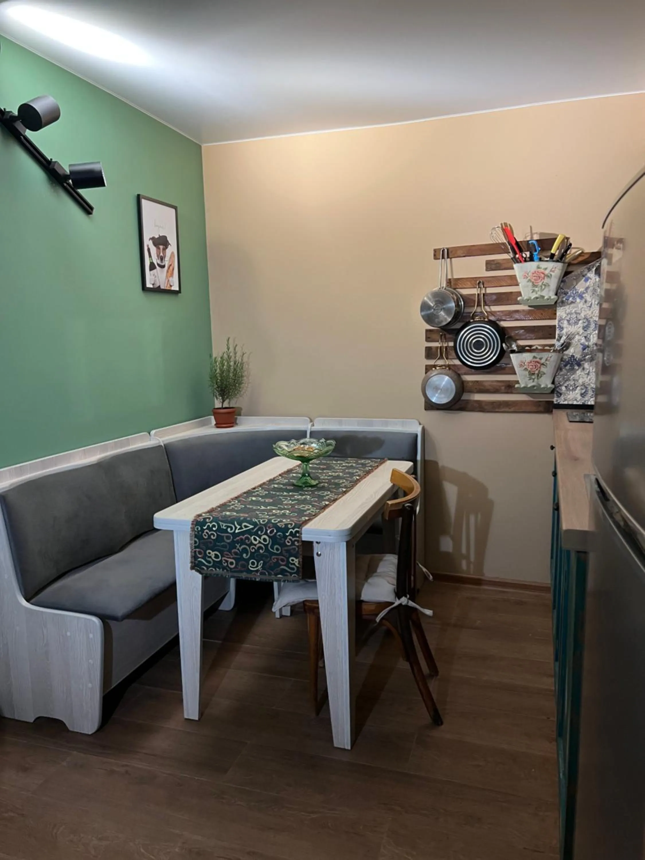 Dining area in Hostel Nomad