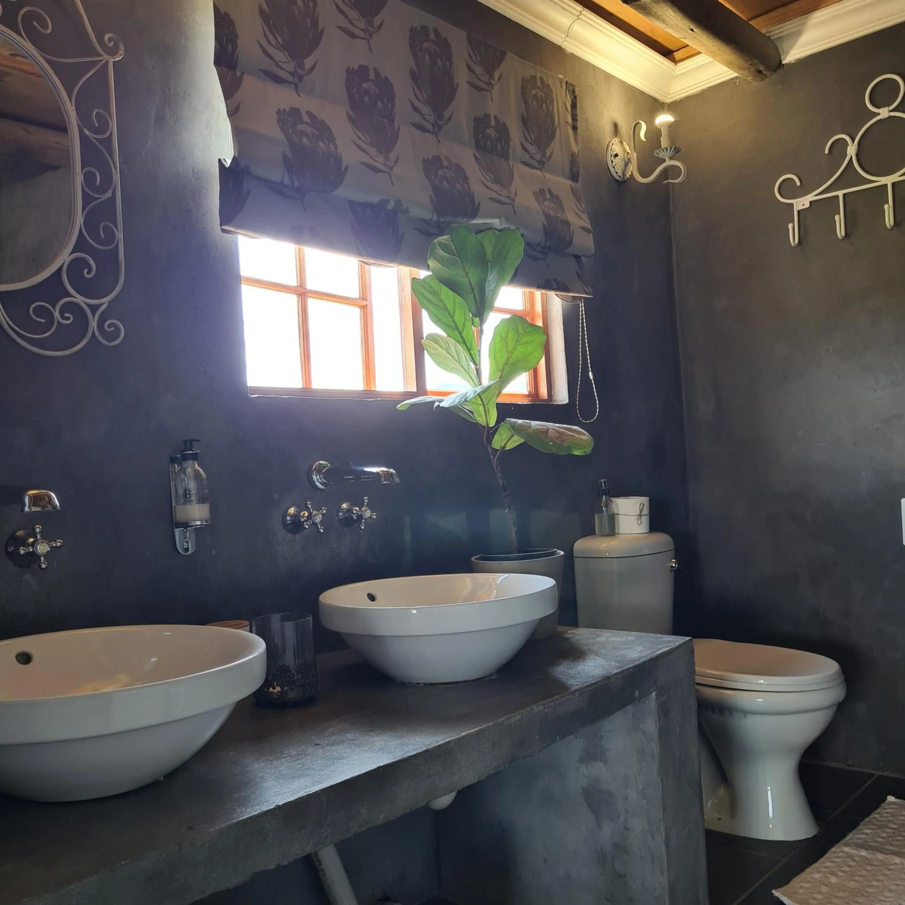 Toilet in Berghouse and Cottages