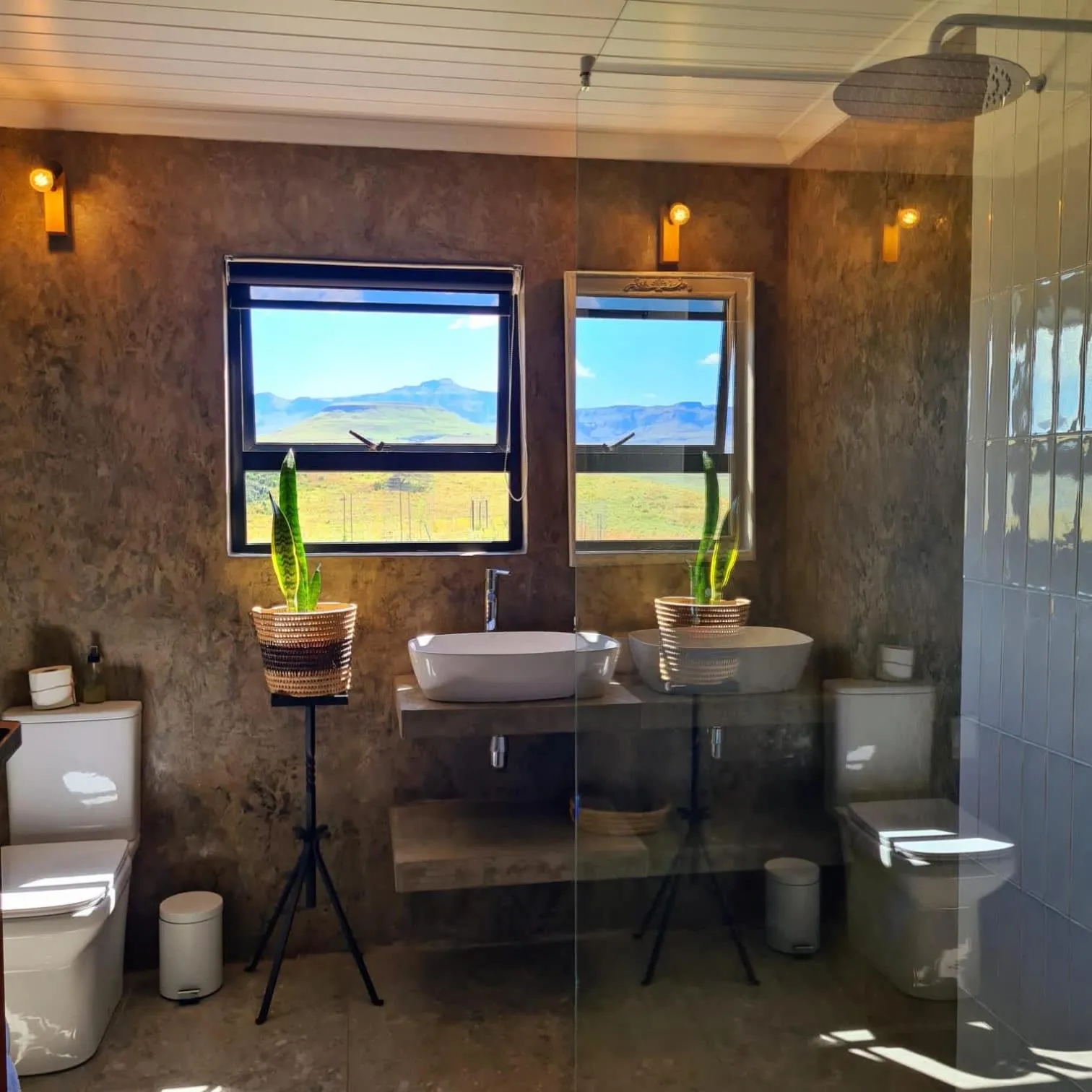 Toilet in Berghouse and Cottages