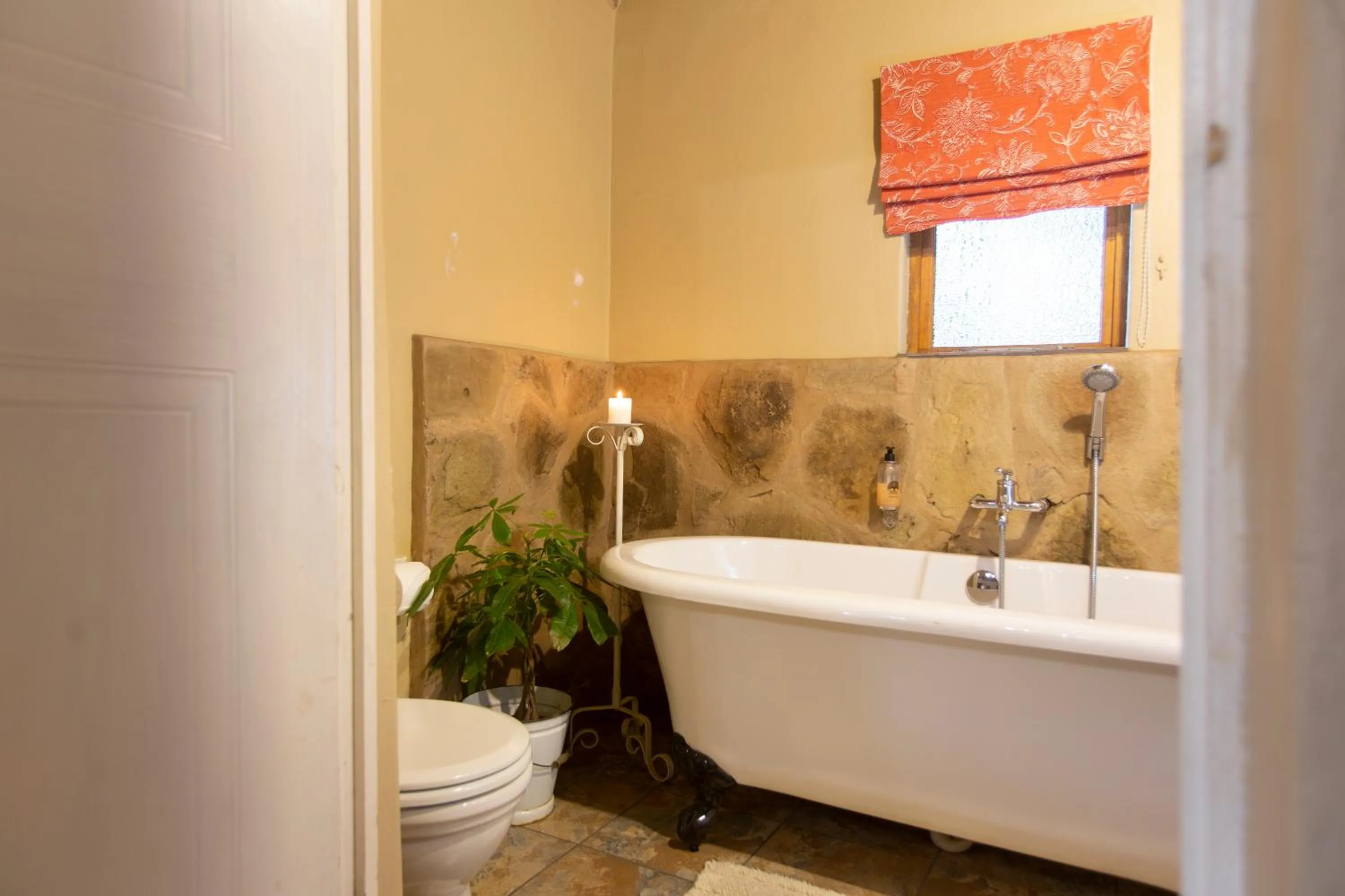Bathroom in Berghouse and Cottages