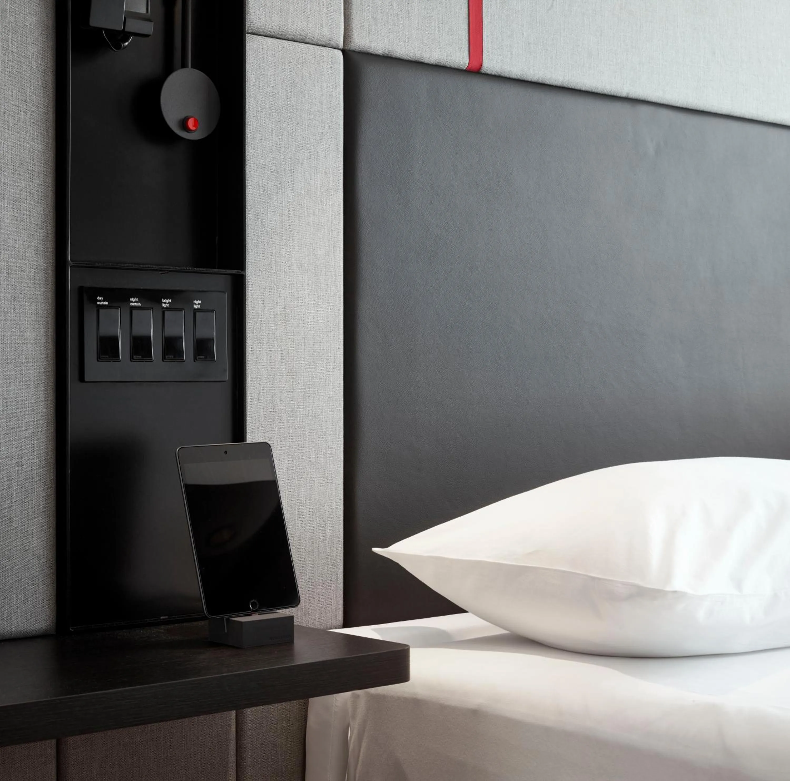 Bedroom, Bed in citizenM Seattle Pioneer Square