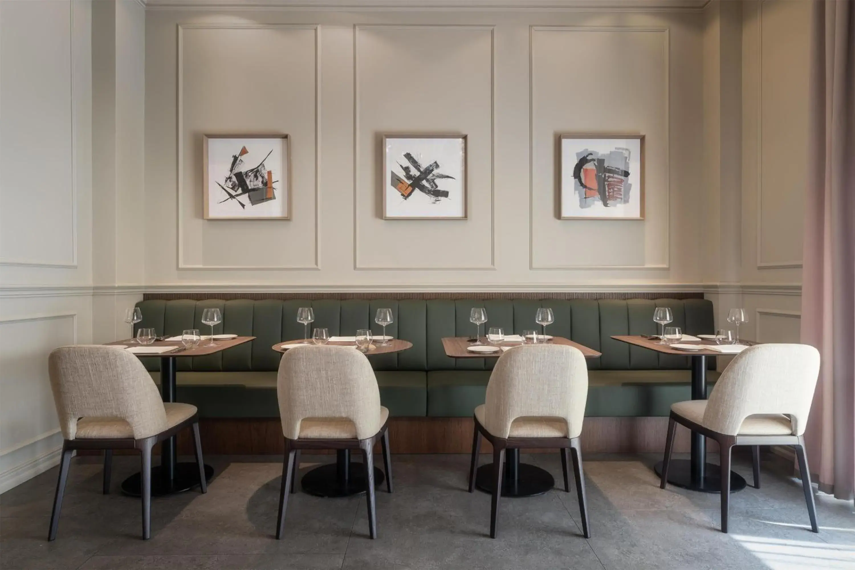 Restaurant/places to eat in WorldHotel Casati 18 Restaurant/places to eat in WorldHotel Casati 18