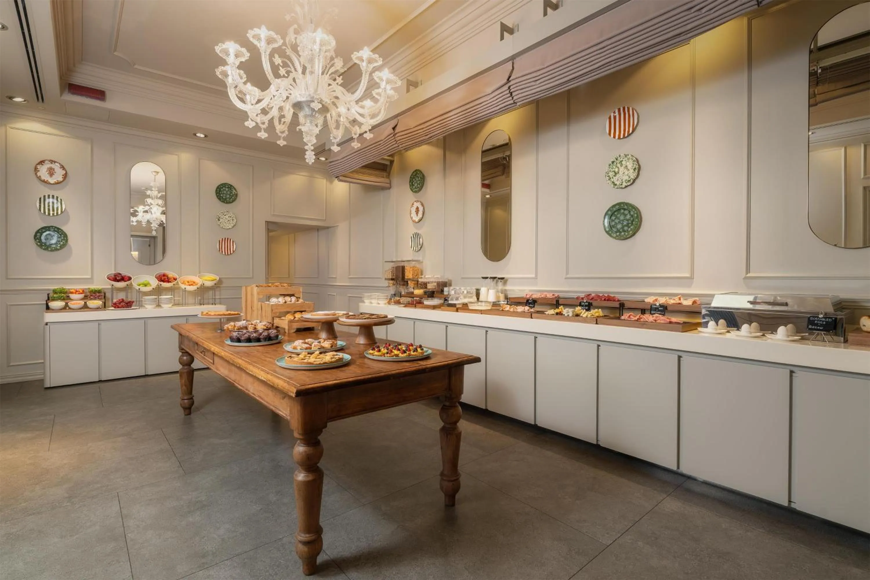 Breakfast in WorldHotel Casati 18