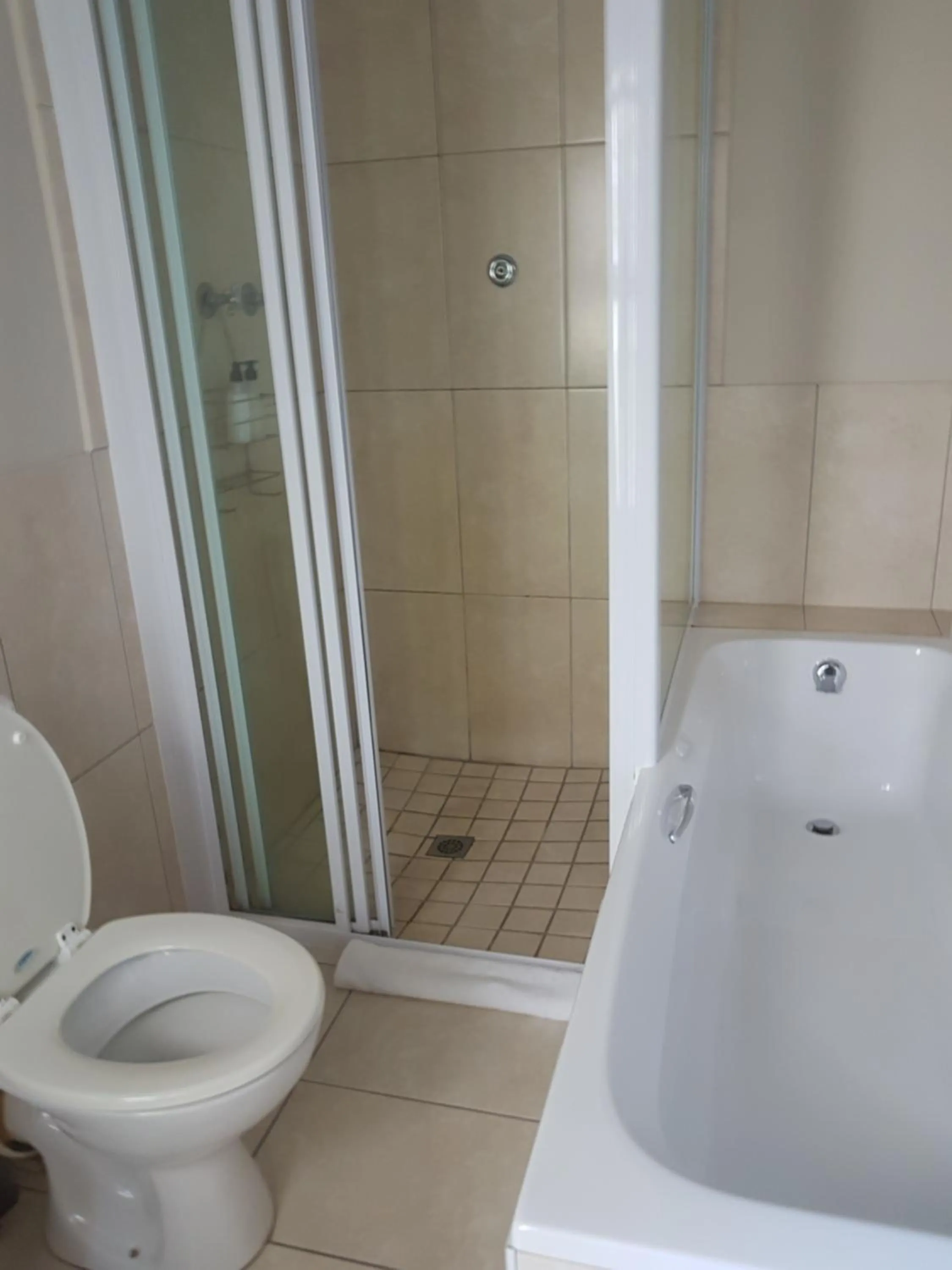 Shower in A&A Guesthouse