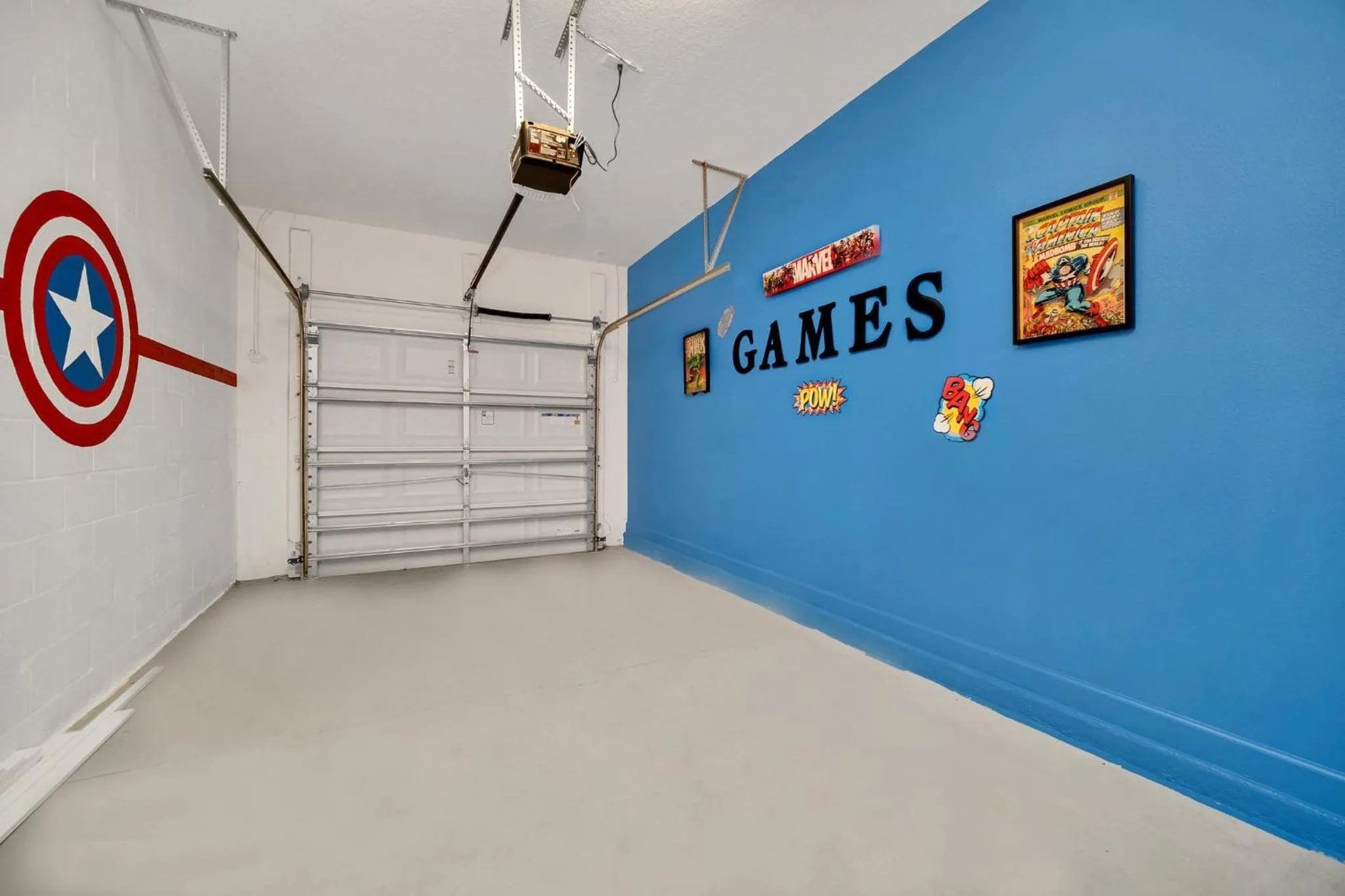 Gorgeous, Modern Home wPrivate Pool