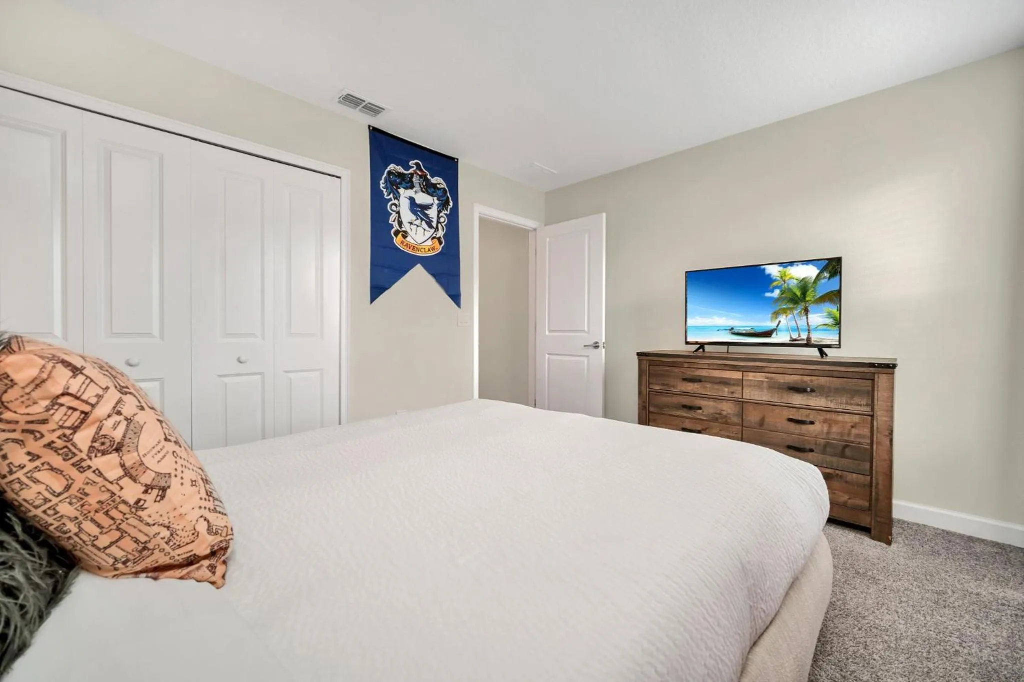 Bed in Gorgeous, Modern Home wPrivate Pool