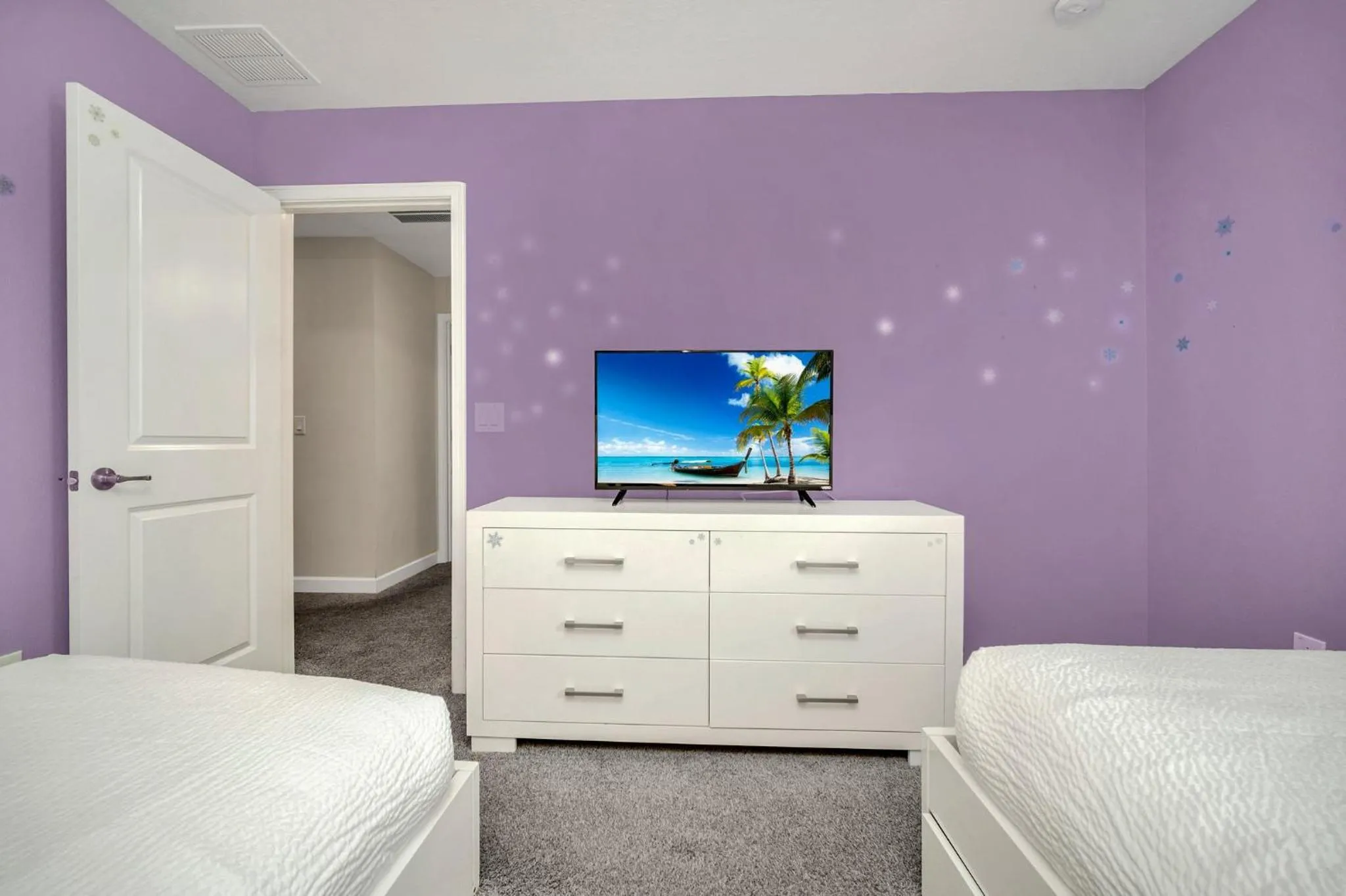 Bed in Gorgeous, Modern Home wPrivate Pool