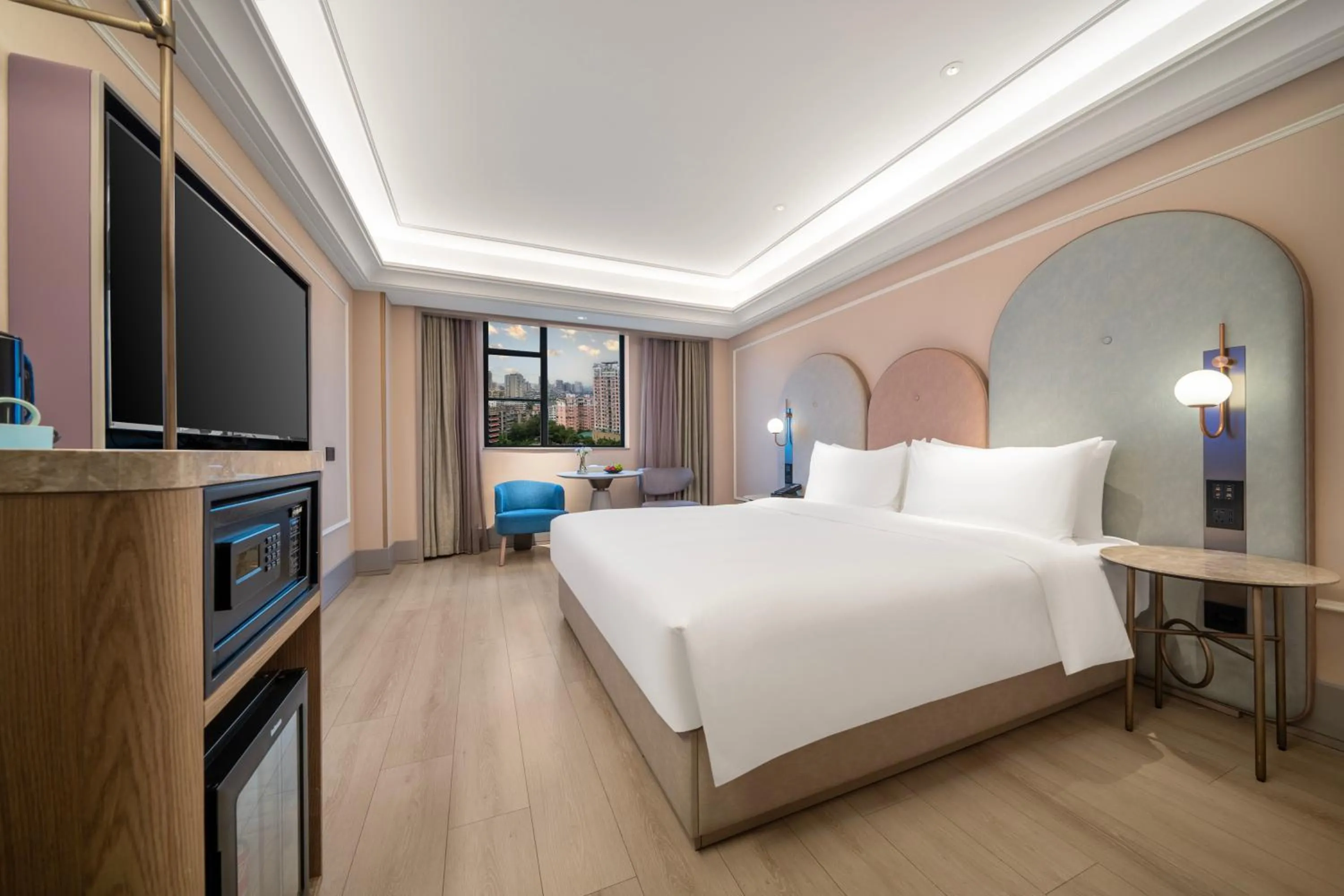 Photo of the whole room, Bed in Mercure Chengdu Kuanzhai Alley West