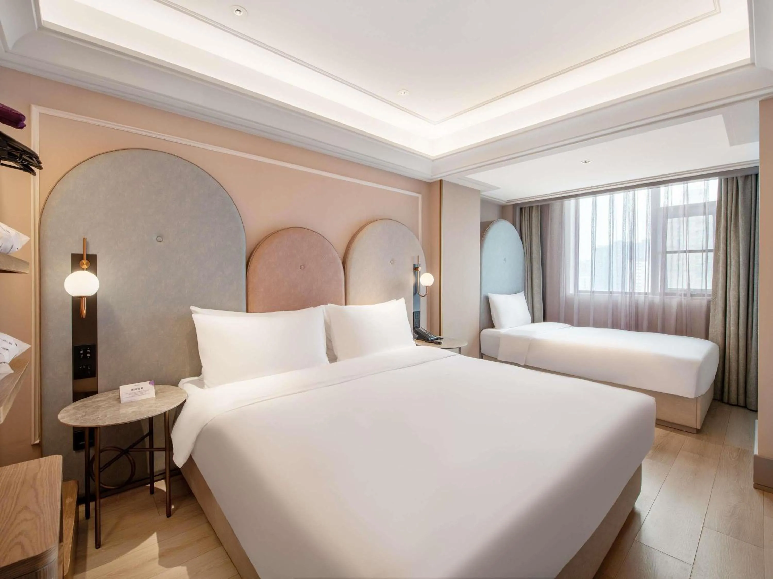 Bedroom, Bed in Mercure Chengdu Kuanzhai Alley West