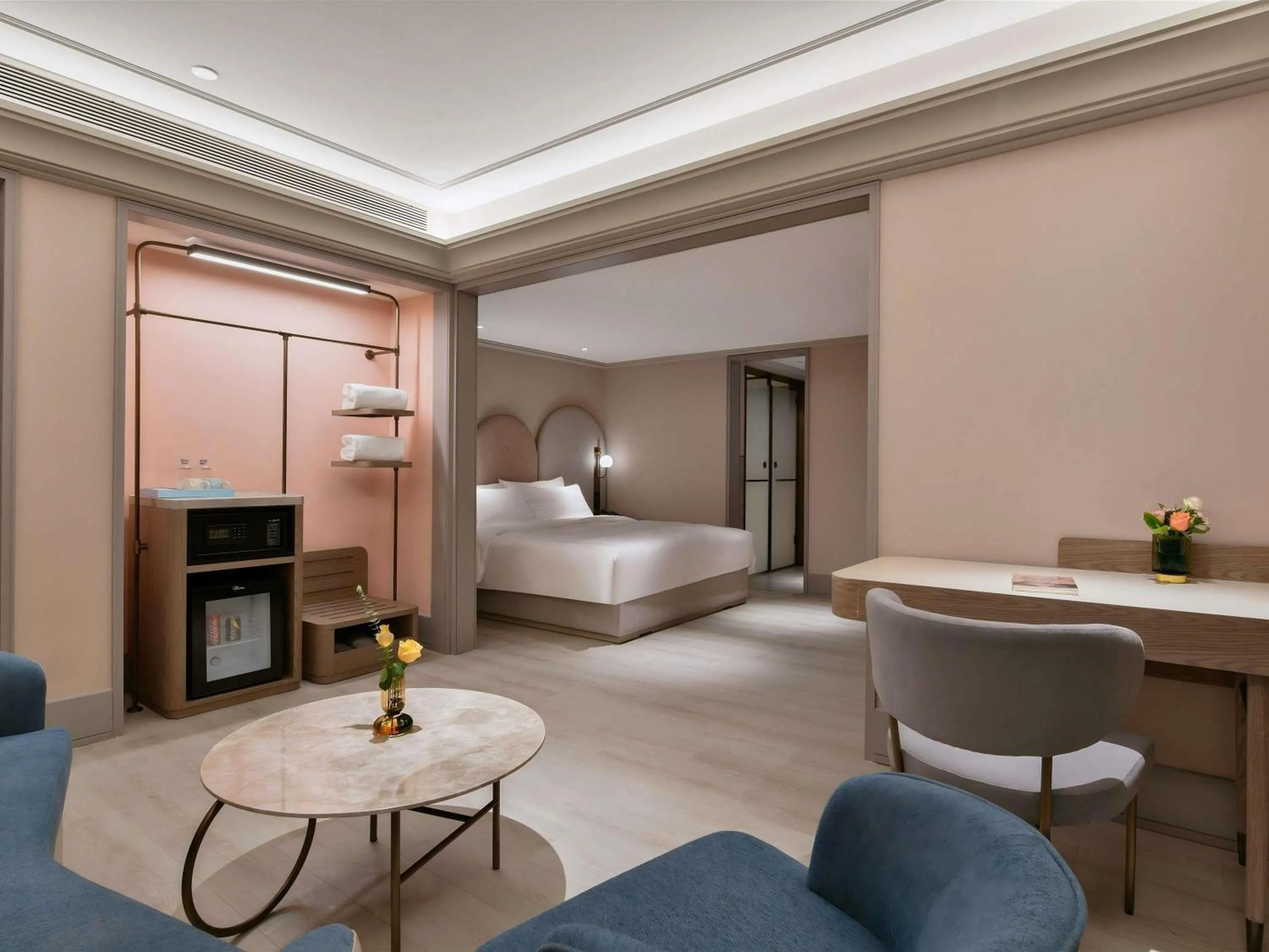 Bedroom, Bed in Mercure Chengdu Kuanzhai Alley West