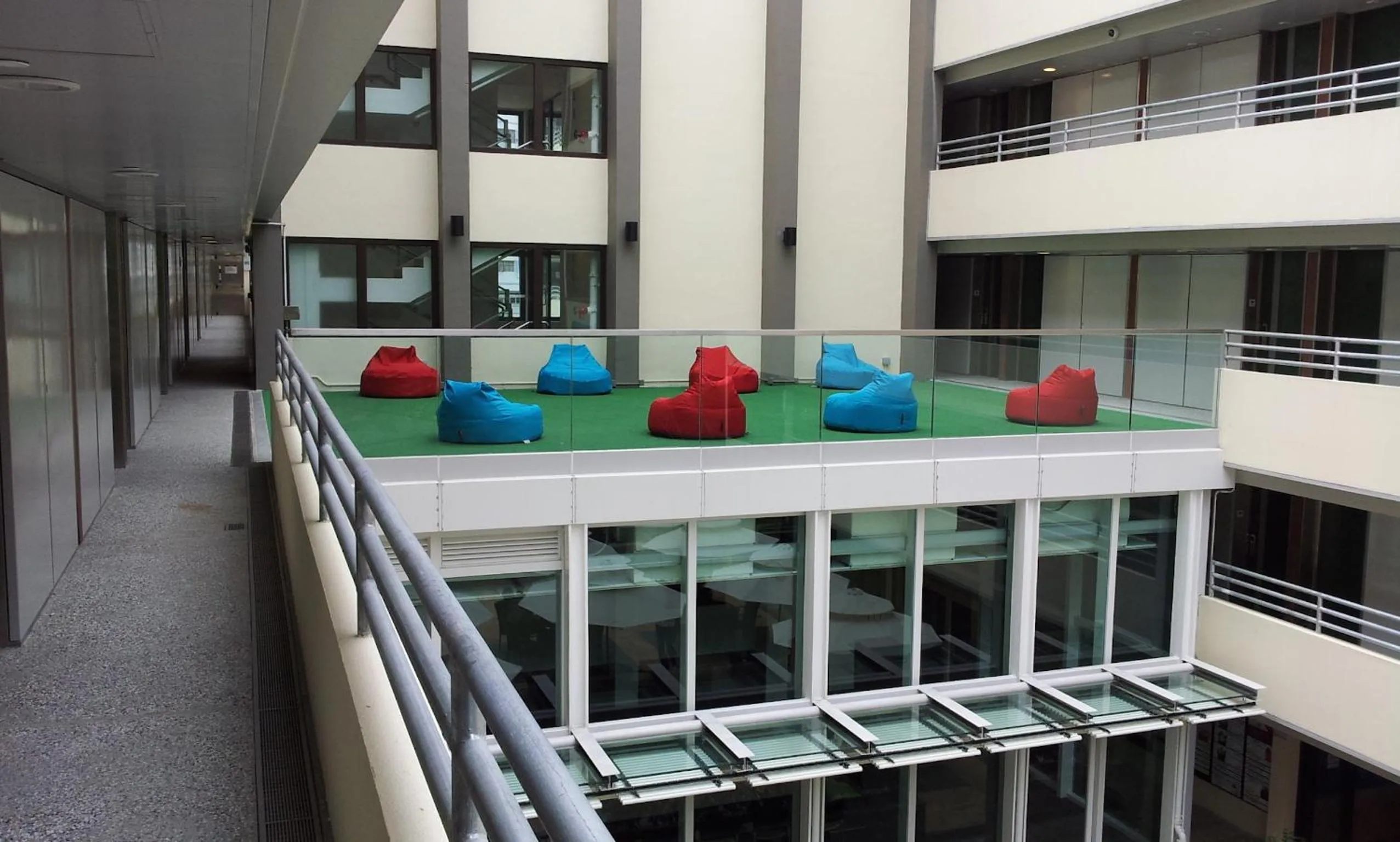 Balcony/Terrace in YHA Mei Ho House Youth Hostel