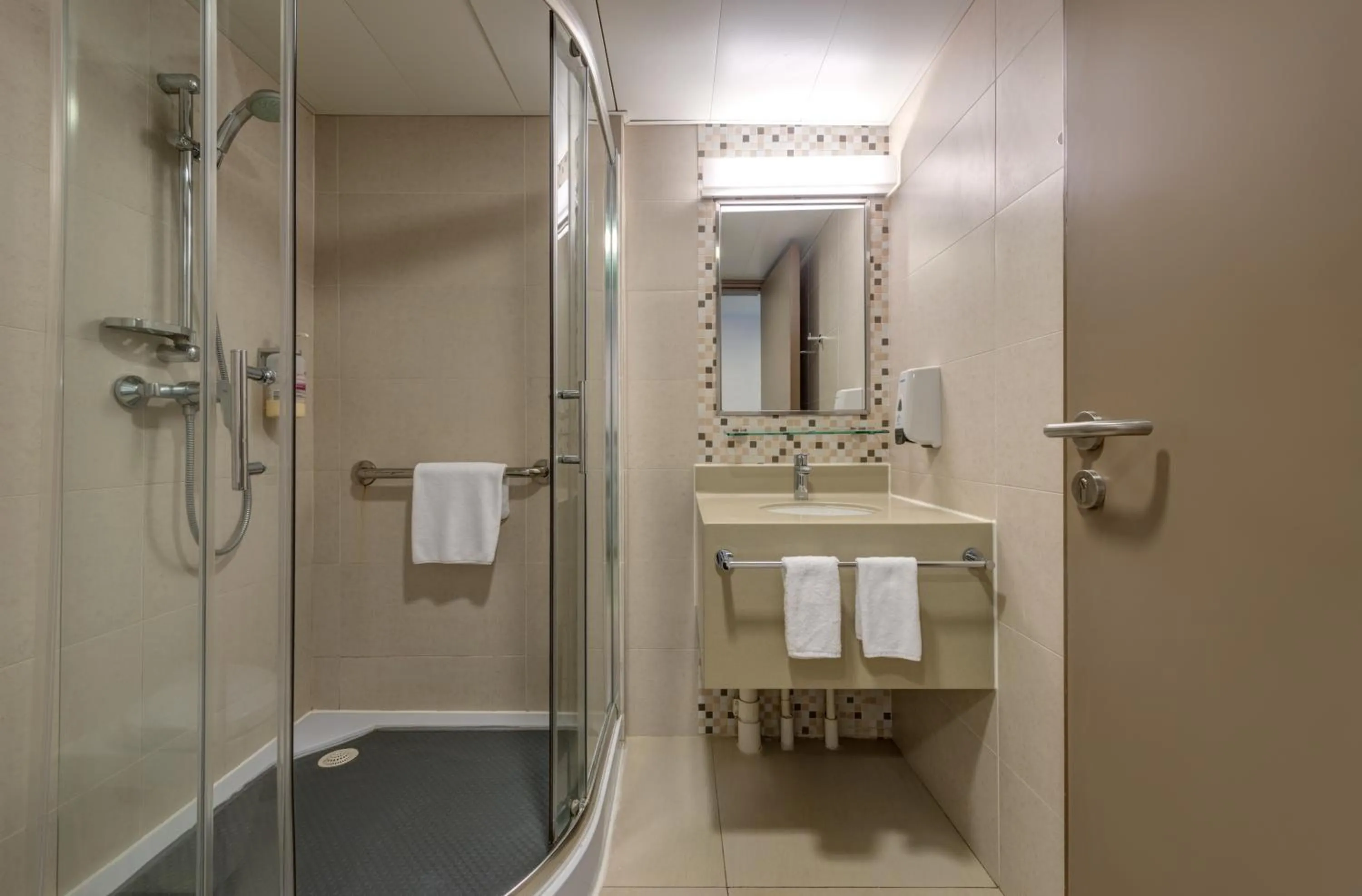 YHA Mei Ho House Youth Hostel