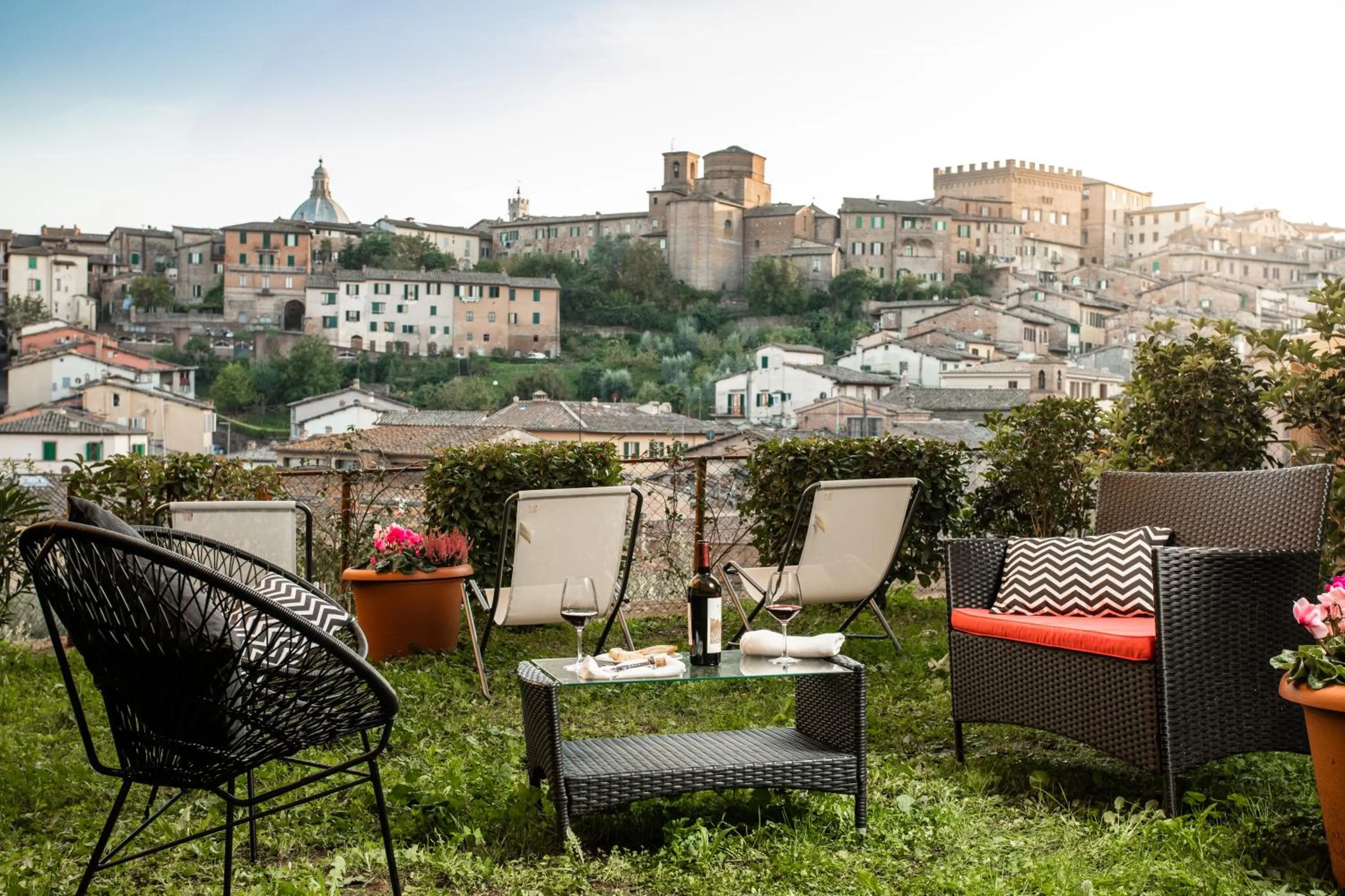 Day in Hotel Minerva